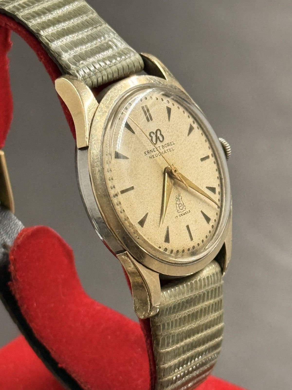 Vintage Vintage ERNEST BOREL NEUCHATEL Manual-Wind GOLD CAP Watch Size ONE SIZE - 3 Thumbnail