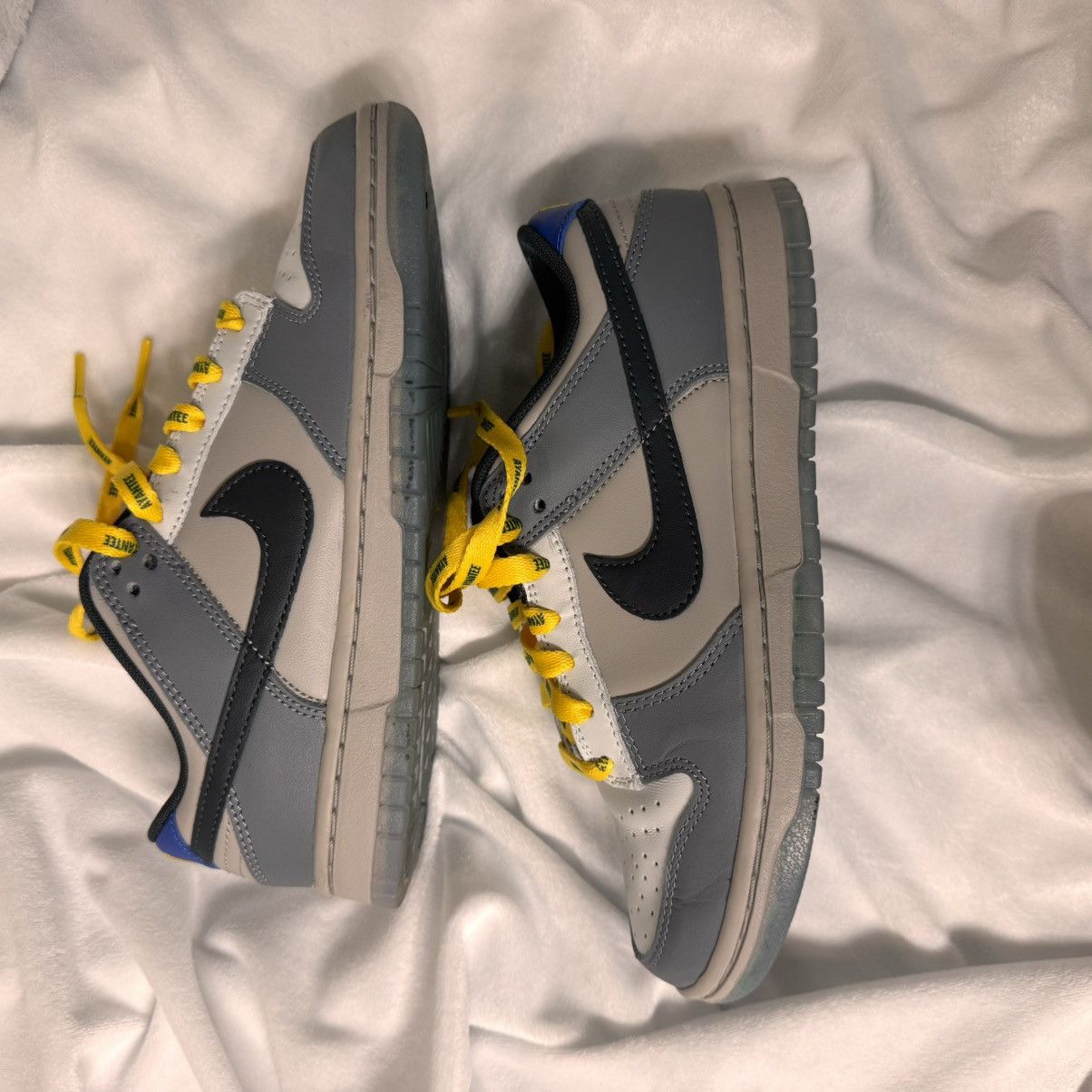 Nike Nike Dunk Low NCAT Size US 5.5 / EU 38 - 2 Thumbnail