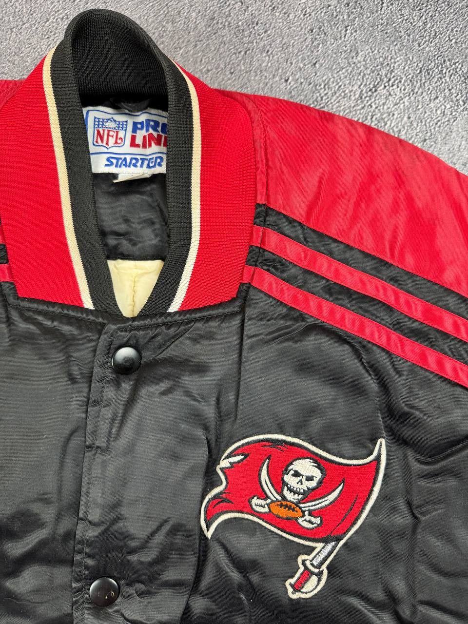 NFL NFL Pro Line Starter Buccaneers Jacket Vintage Bomber Size US L / EU 52-54 / 3 - 7 Thumbnail