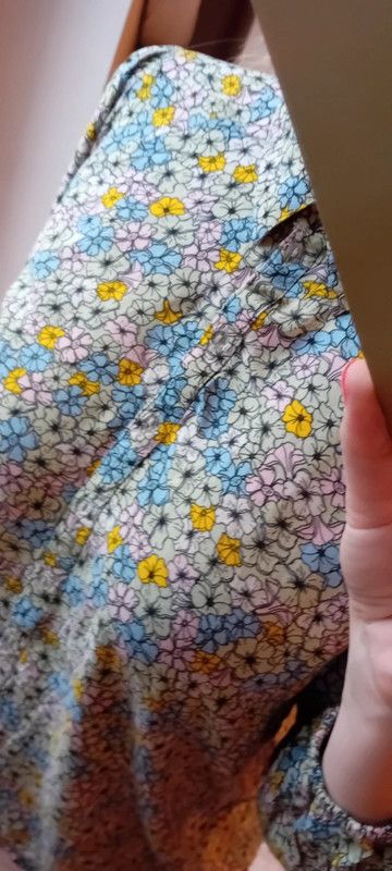 Other bluzka w kawiaty rozmiar 46 Size L / US 10 / IT 46 - 2 Thumbnail