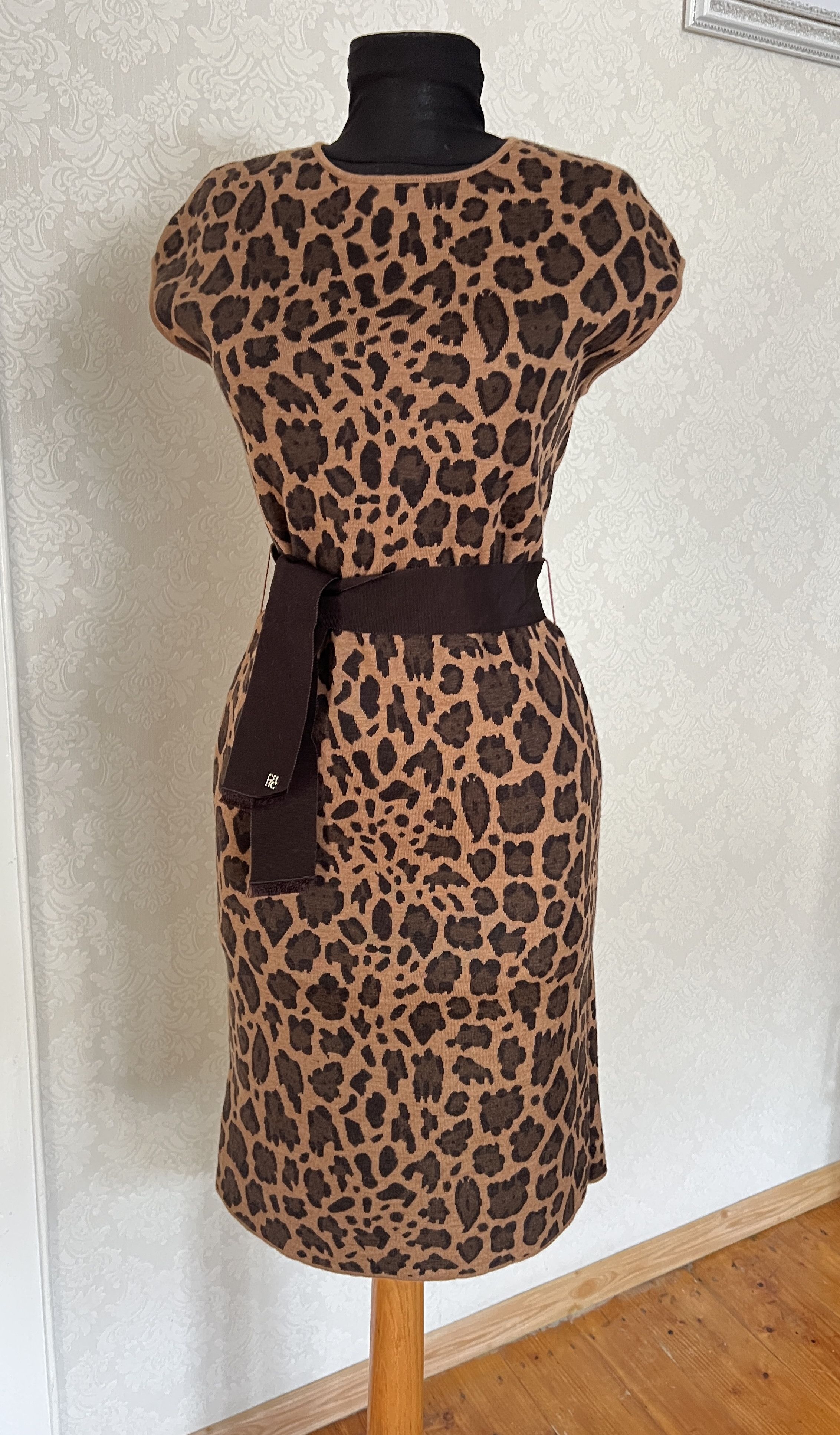 Carolina Herrera Carolina Herrera Dress Size XS / US 0-2 / IT 36-38 - 1 Thumbnail