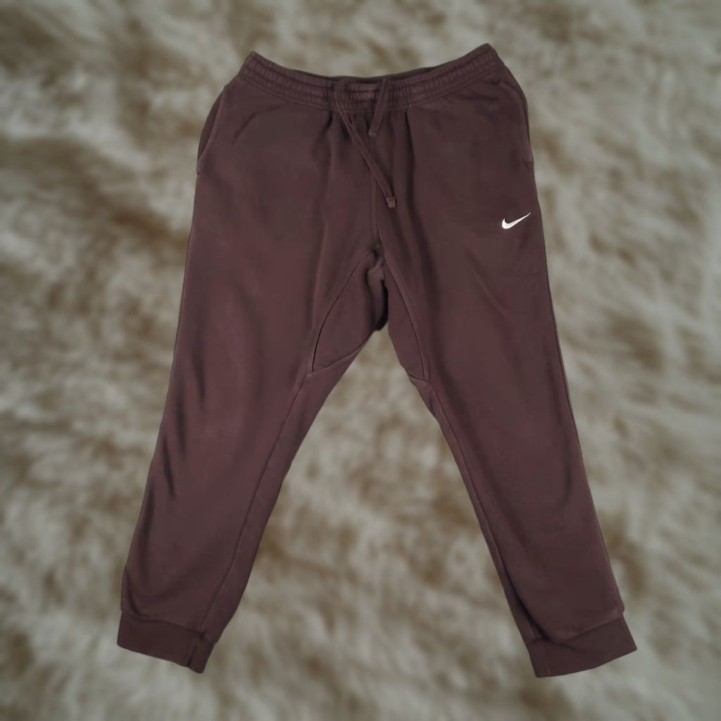 Nike Nike Pants Mens XL Burgundy Sportswear Swoosh Track Joggers Sweatpants Casual Activewear Size US 36 / EU 52 - 1 Thumbnail