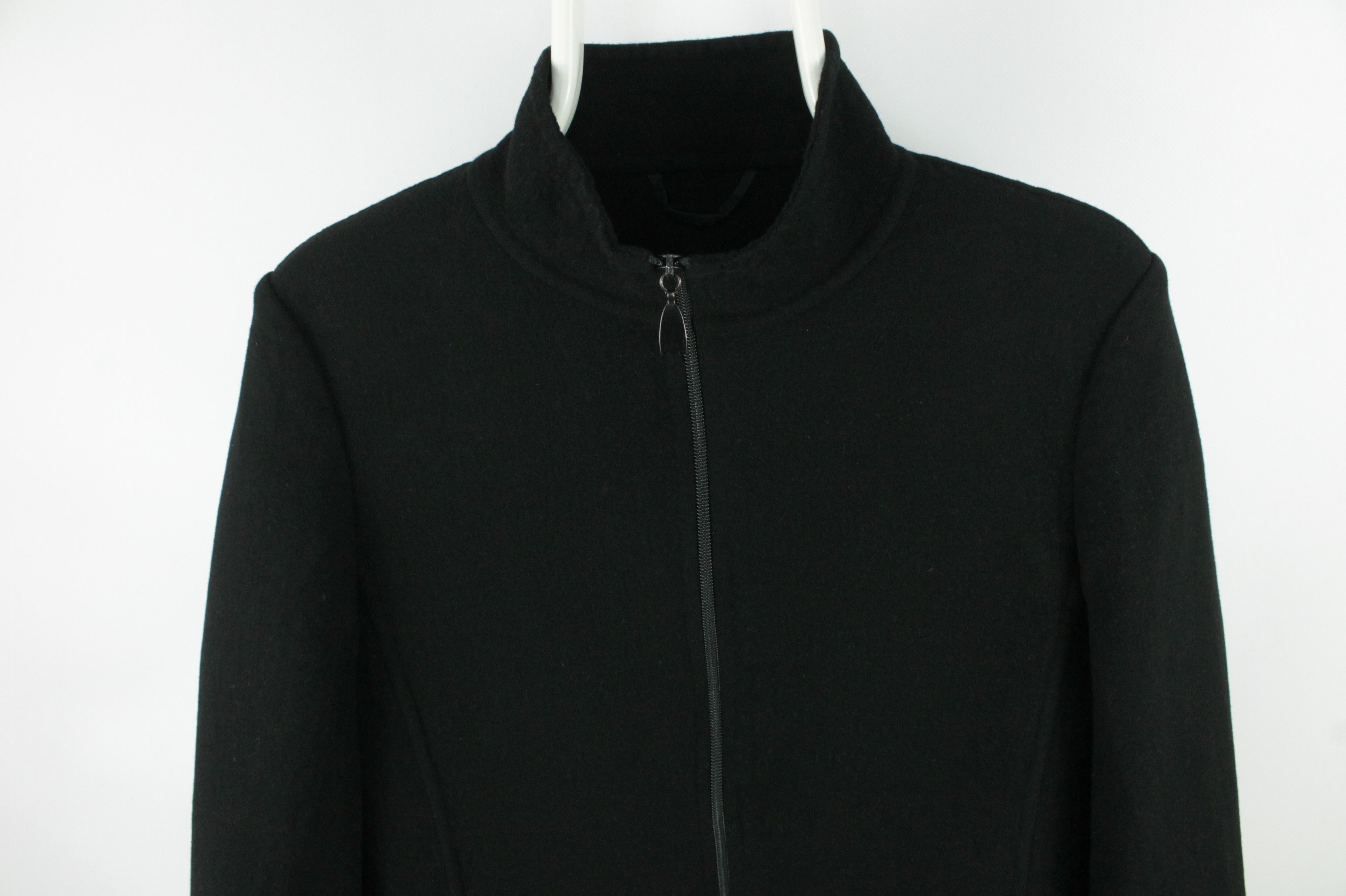 Max Mara Vintage Max Mara Black Wool Full Zip Jacket Size L / US 10 / IT 46 - 2 Thumbnail