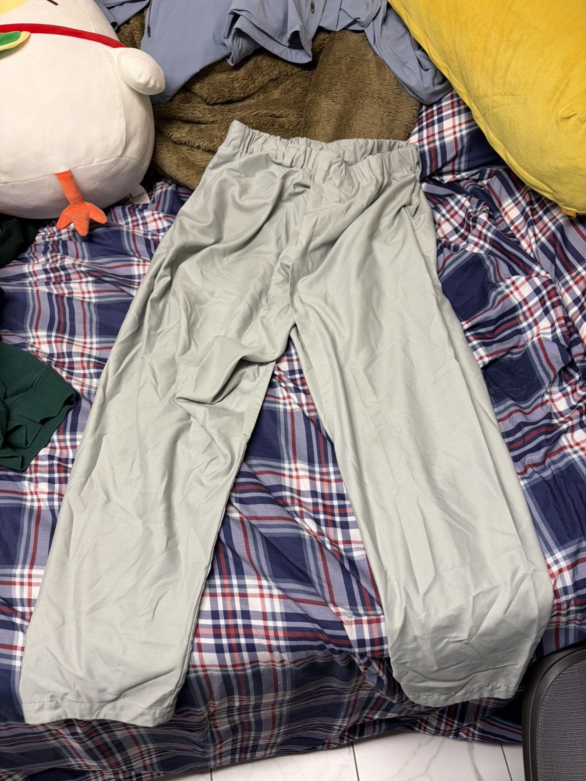 Issey Miyake Issey Miyake Gray Swing Pants Size US 31 - 1 Thumbnail
