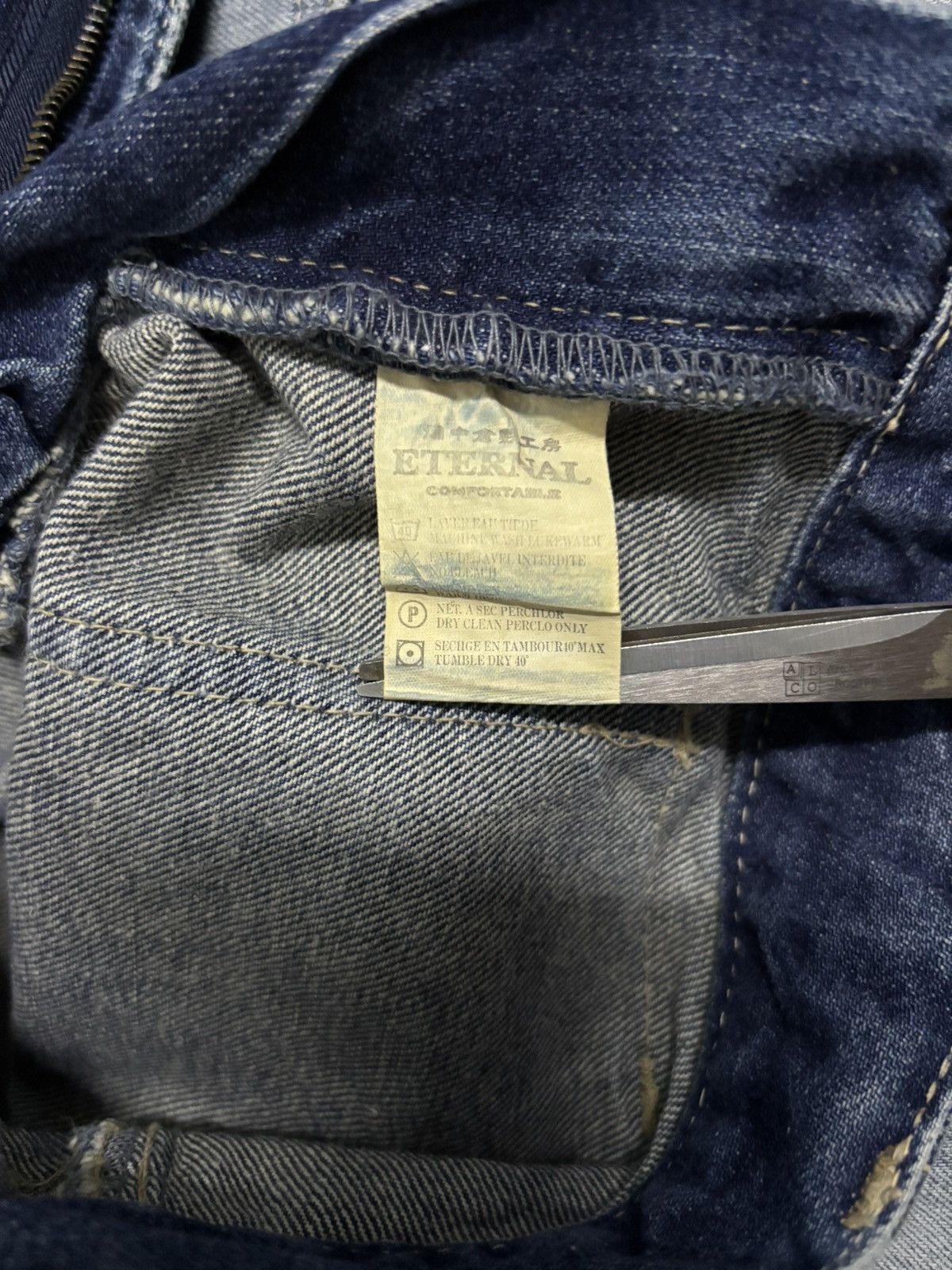 Japanese Brand Vintage 90s Eternal Union Made Cracked Wash Bush Denim Pants Size US 31 - 19 Thumbnail