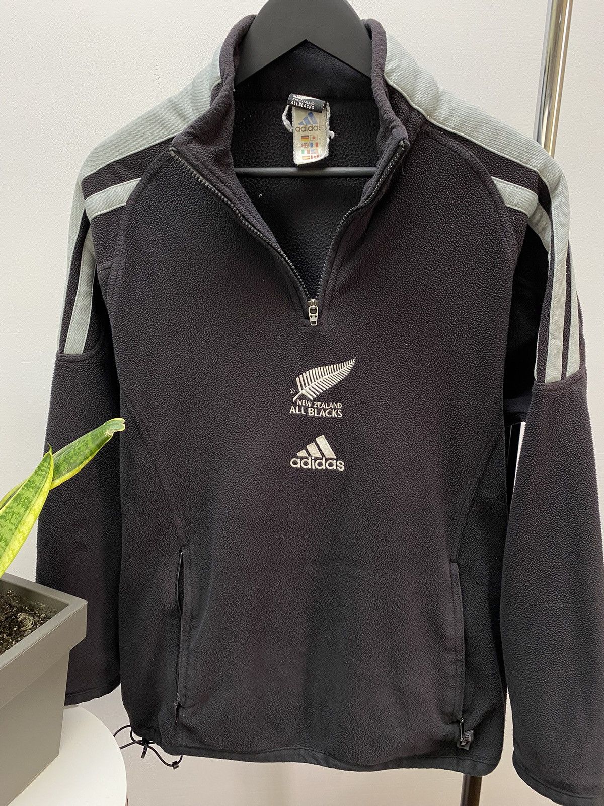 Adidas × New Zealand Outback × Vintage Vintage New Zealand All Blacks And Rugby Fleece Sweater Size US S / EU 44-46 / 1 - 5 Thumbnail