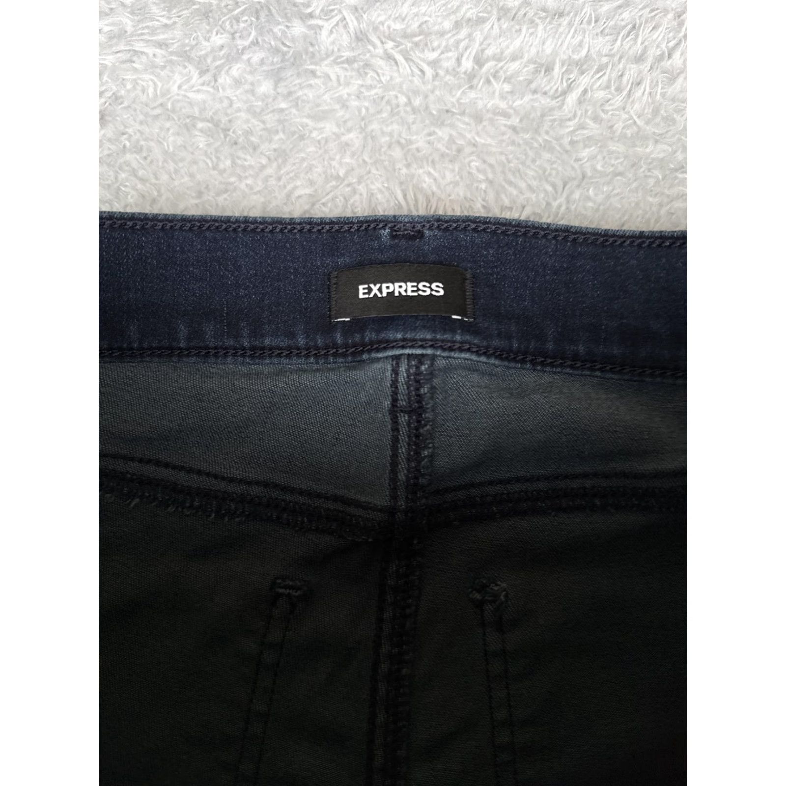 Express Express Jeans Womens Bootcut Denim 8S Mid Rise Dark Blue 28x29 City 5-Pocket Mens? No, Womens. Size 30" / US 8 / IT 44 - 6 Thumbnail