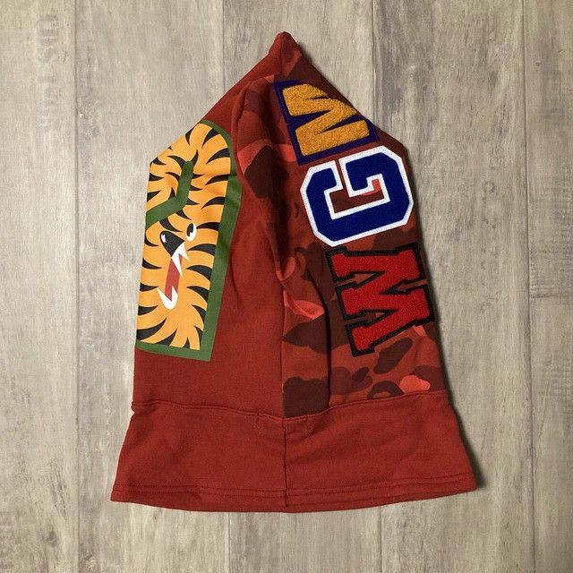 Bape BAPE SHARK HOODIE FACE MASK Neck Warmer Red Camo Size ONE SIZE - 5 Thumbnail
