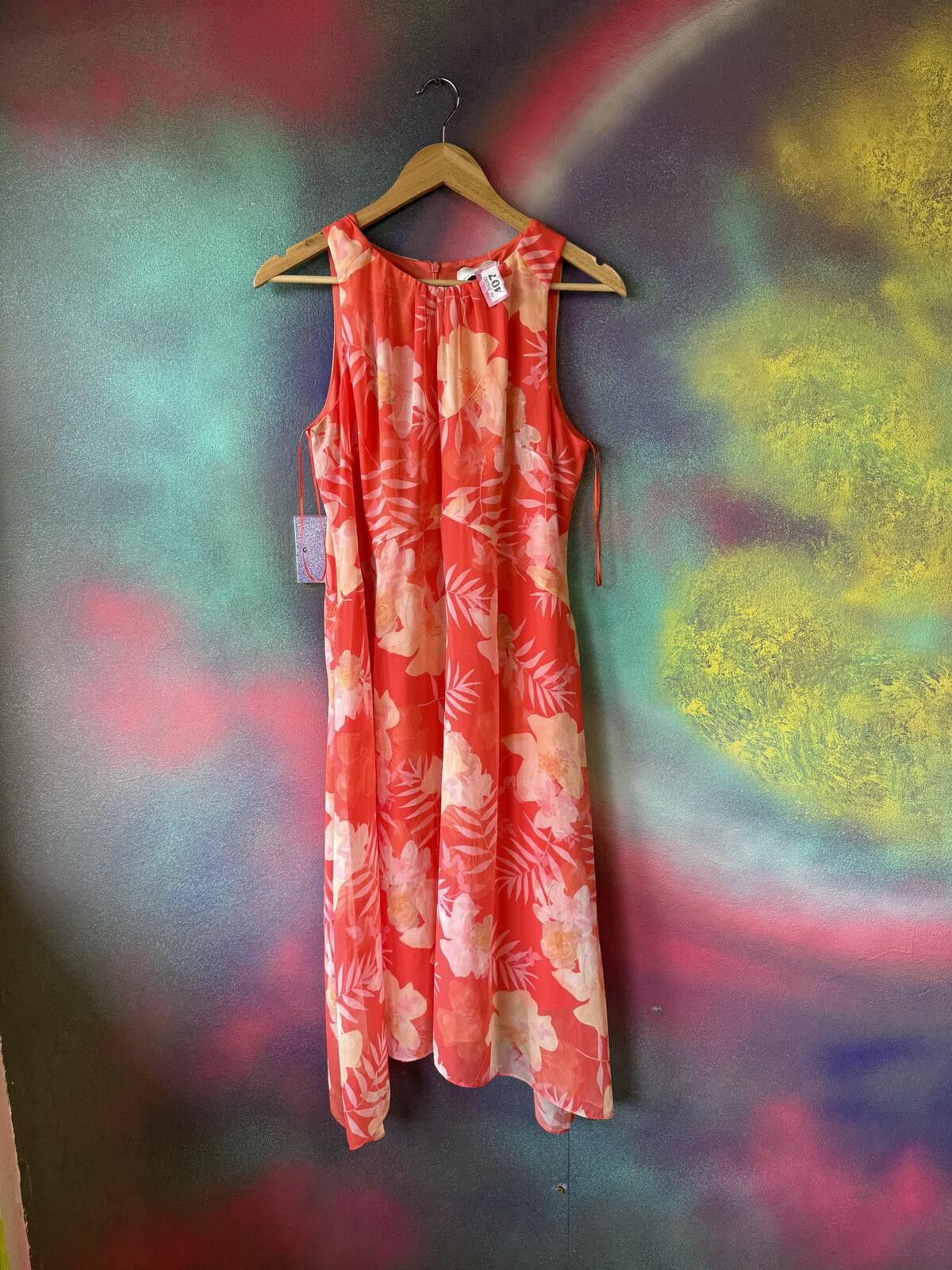 Other Wallis petite orange tropical floral midi dress Size L / US 10 / IT 46 - 1 Thumbnail