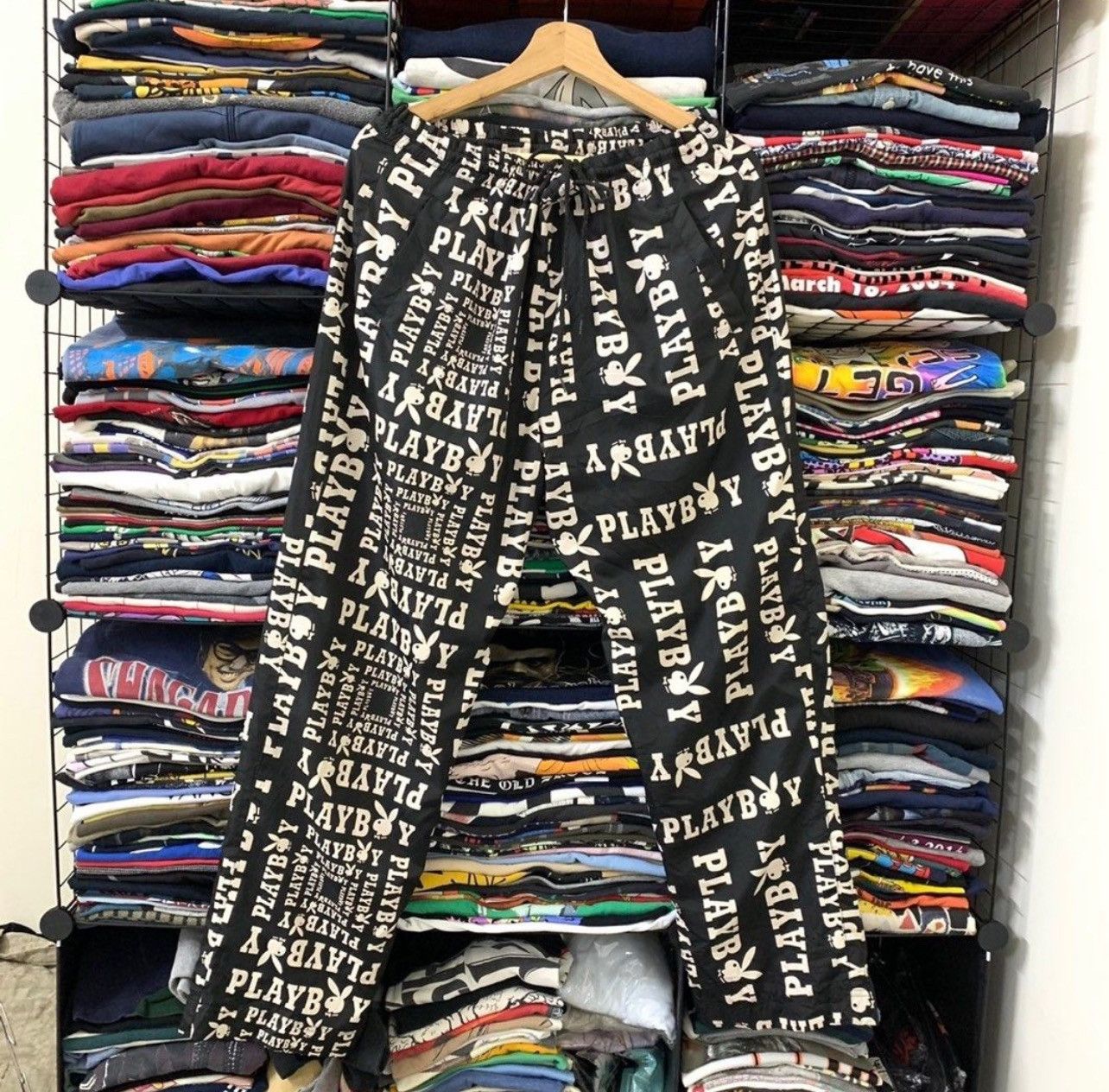 Playboy VTG PLAYBOY FULLPRINTED DRAWSTRING TRACKPANT Size US 28 / EU 44 - 1 Thumbnail