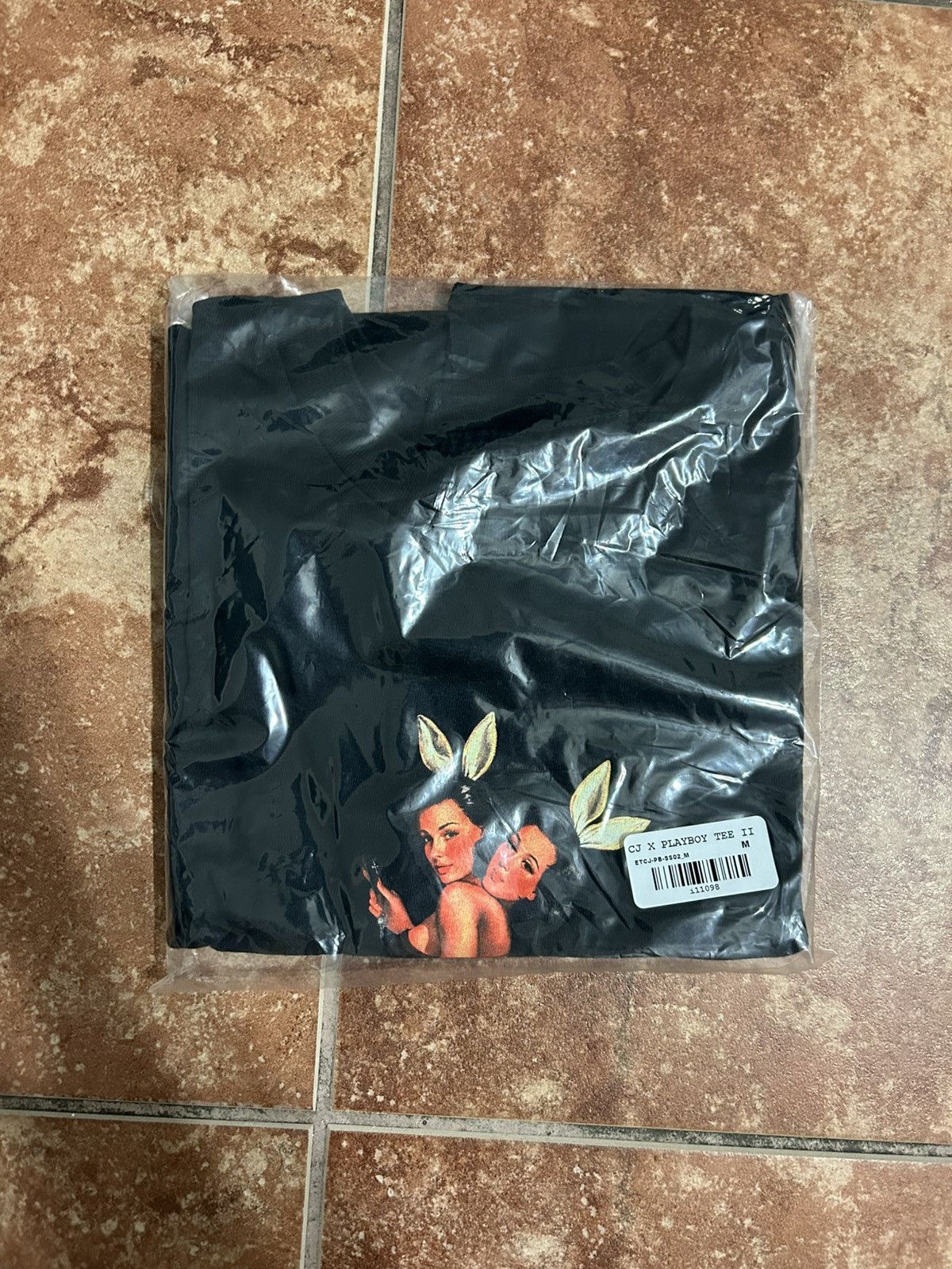 Travis Scott Travis Scott X Playboy Las Vegas Tee Size M New!! Size US M / EU 48-50 / 2 - 3 Thumbnail