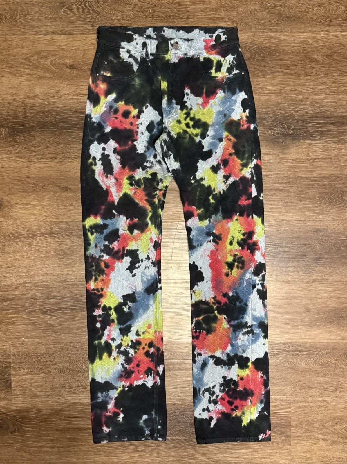 Louis Vuitton Louis Vuitton Tie Dye Monogram Denim Size US 30 / EU 46 - 1 Thumbnail