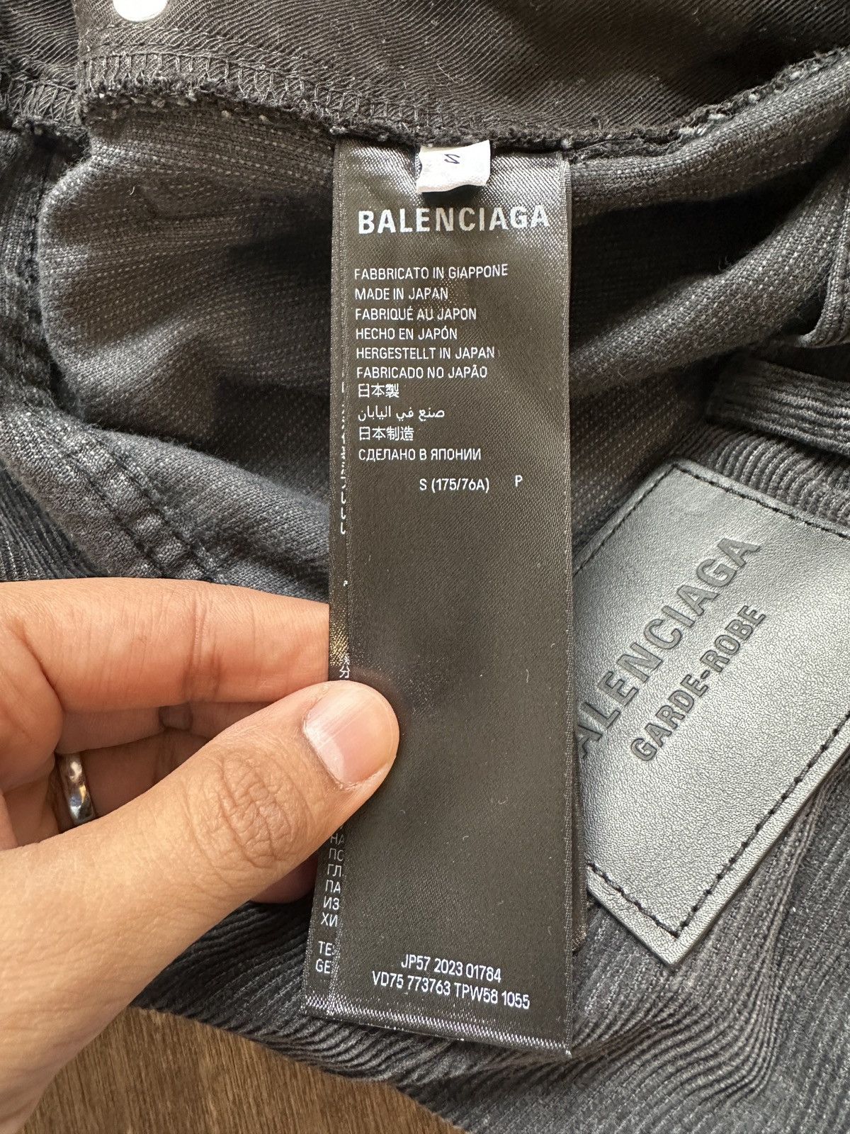 Balenciaga Balenciaga Baggy Corduroy Jeans Size US 32 / EU 48 - 5 Thumbnail