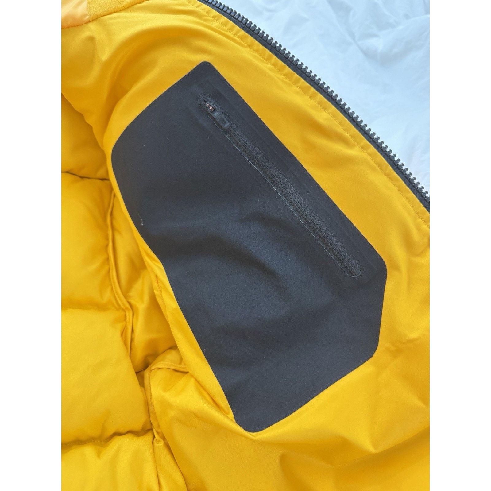 Nike Nike X Nocta Sunset Puffer Jacket Yellow Size S New Size US S / EU 44-46 / 1 - 5 Thumbnail