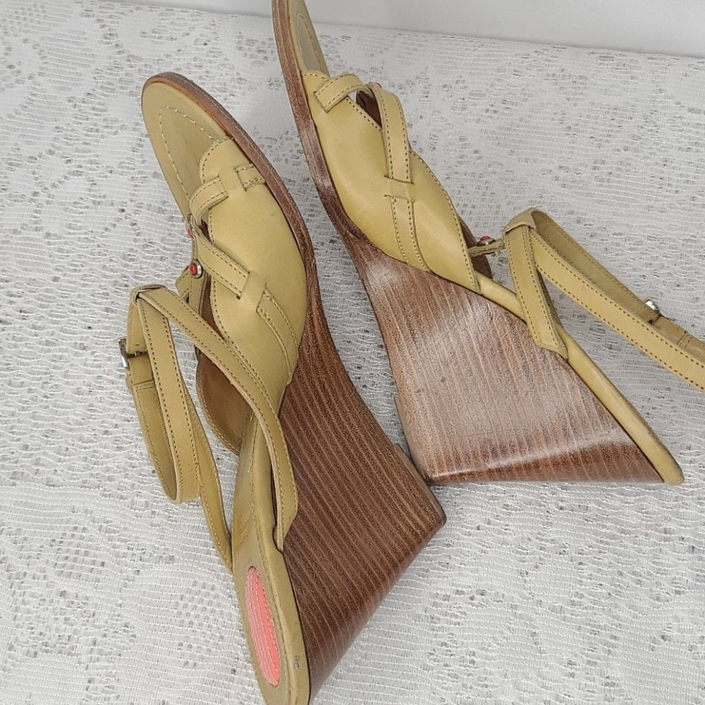 The Unbranded Brand Banfi Zambrelli strappy leather heeled wedges sz 7 Size US 7 / IT 37 - 7 Thumbnail