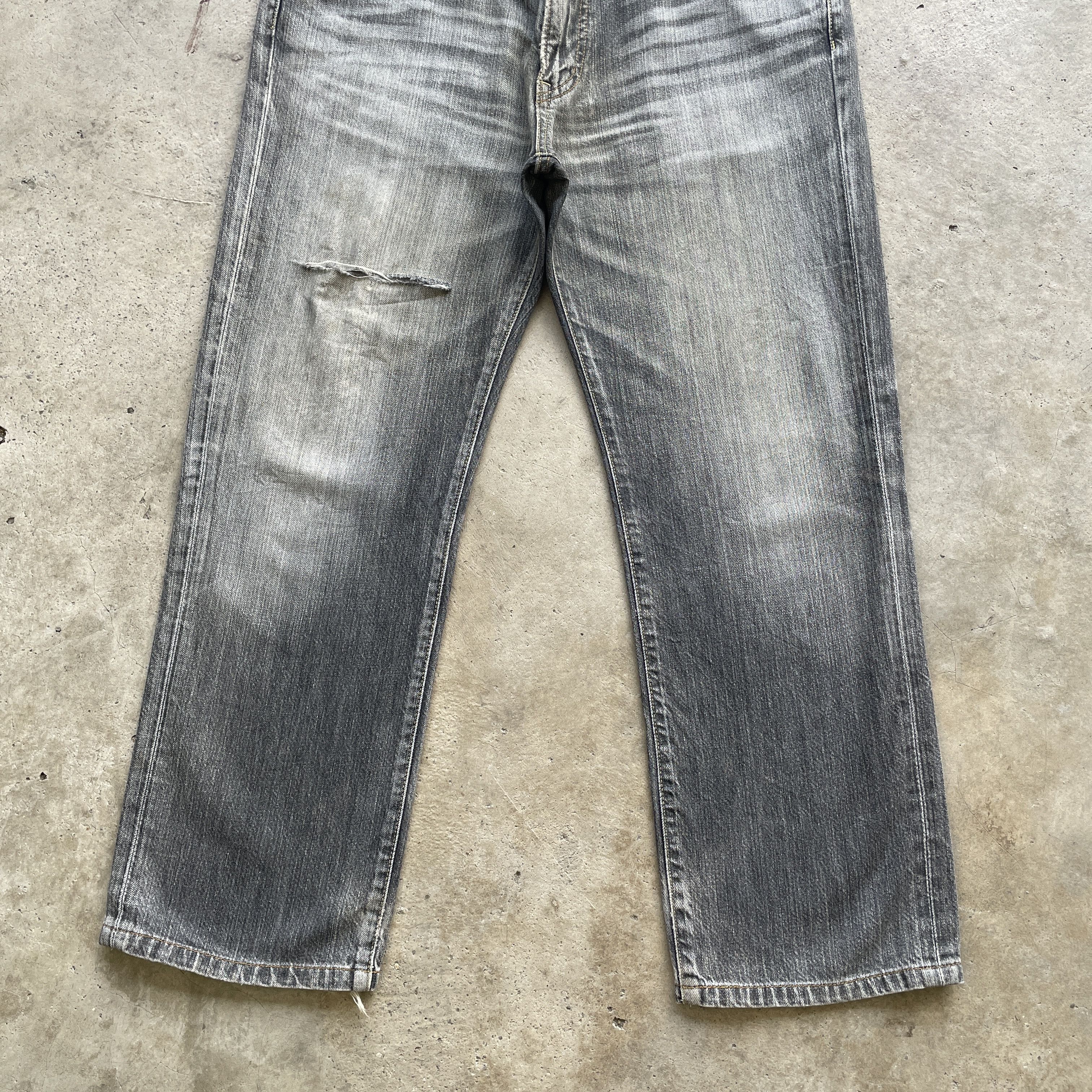 Japanese Brand VINTAGE JAPAN BLACK FADED DENIM DISTRESSED JEANS PANTS W35 Size US 35 - 4 Thumbnail