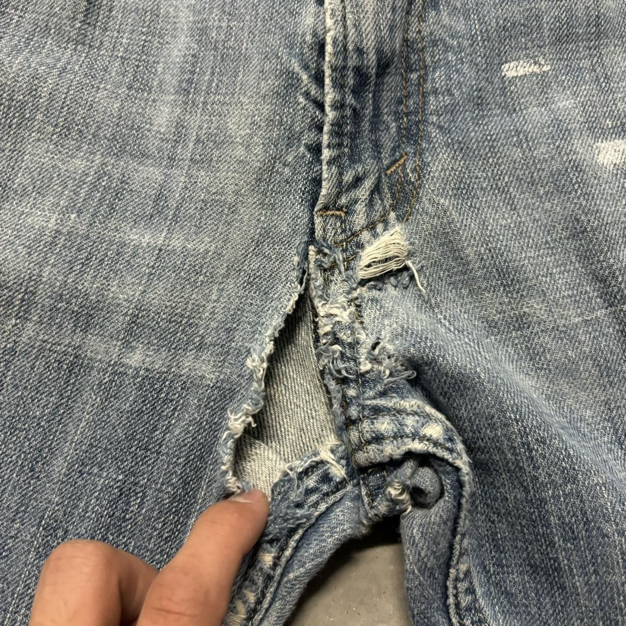 Levi's × Vintage Crazy Vintage Y2K/2000s Grunge Faded Light Wash Levi’s Denim Jeans! Size US 33 - 6 Thumbnail
