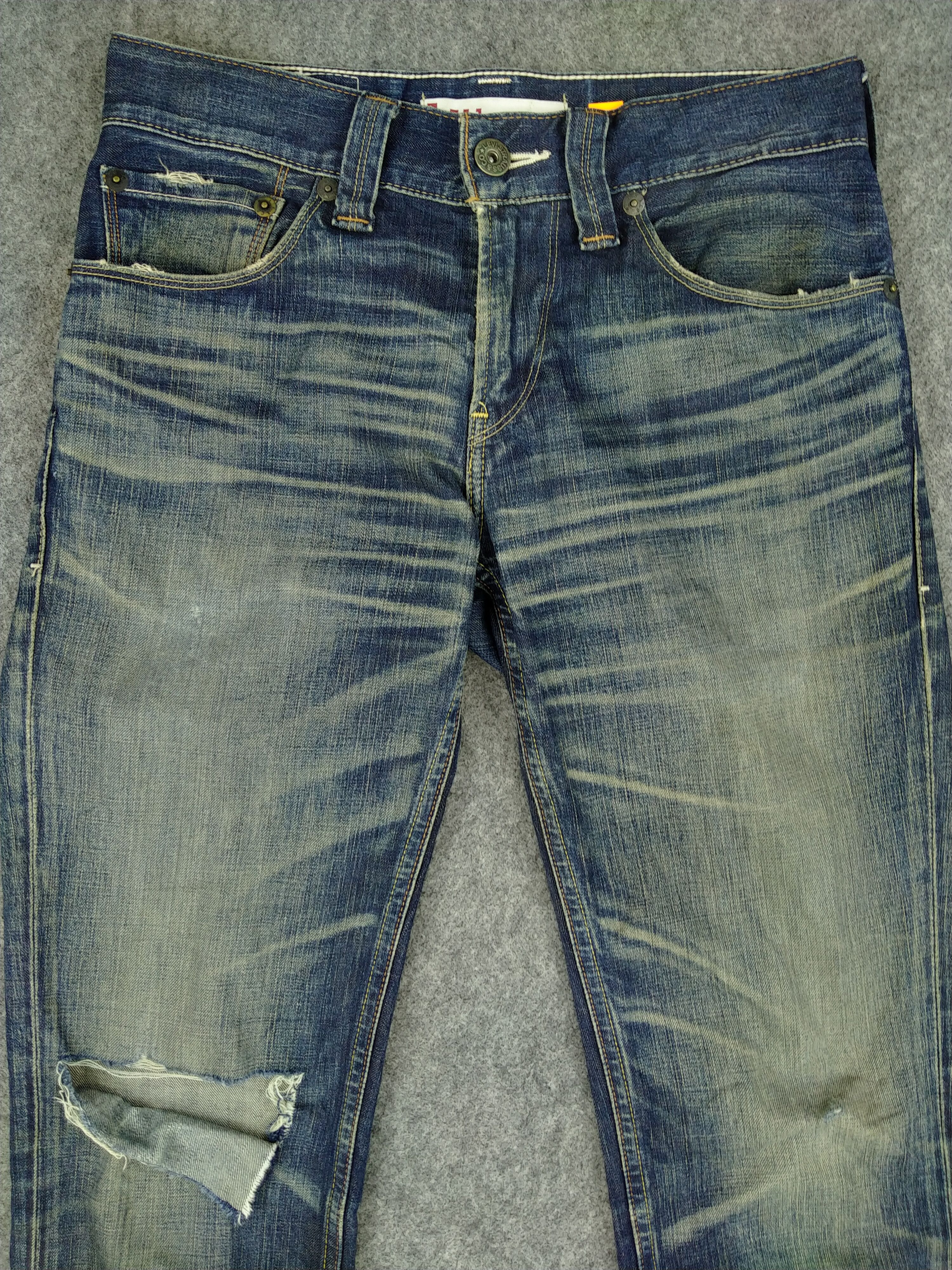 Japanese Brand Dirty Blue Vintage Levi's 511 Slim Jeans 31x32 Denim JN952 Size US 31 - 3 Thumbnail