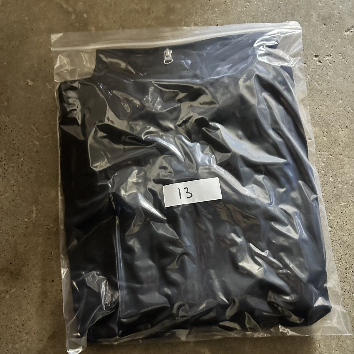 Nike Vintage Y2K Zip Up Nike Spell Out Logo Hoodie Size M Size US M / EU 48-50 / 2 - 7 Thumbnail