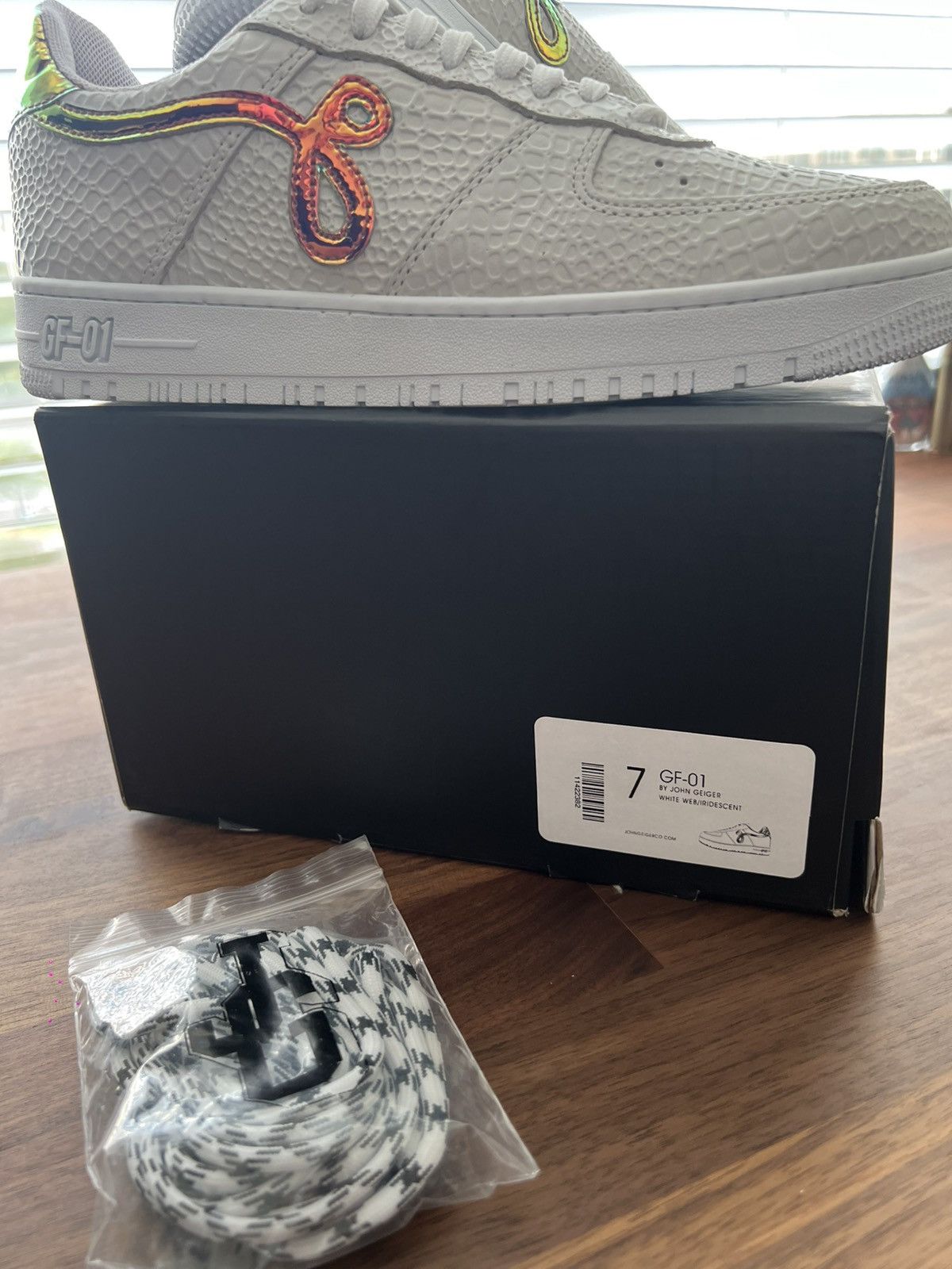 Other John Geiger GF-01 Off- Leather Iridescent size 7 Women’s Size US 7 / IT 37 - 2 Thumbnail