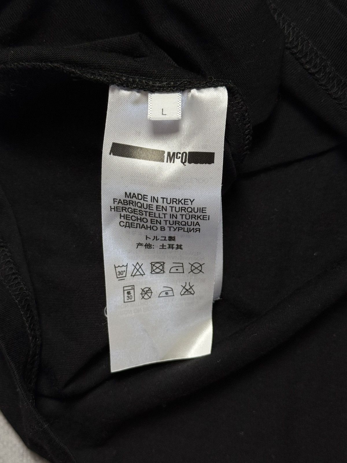 Alexander McQueen Vintage Alexander McQueen MCQ Big Monster Eye Logo Lux Tee Size US M / EU 48-50 / 2 - 7 Thumbnail