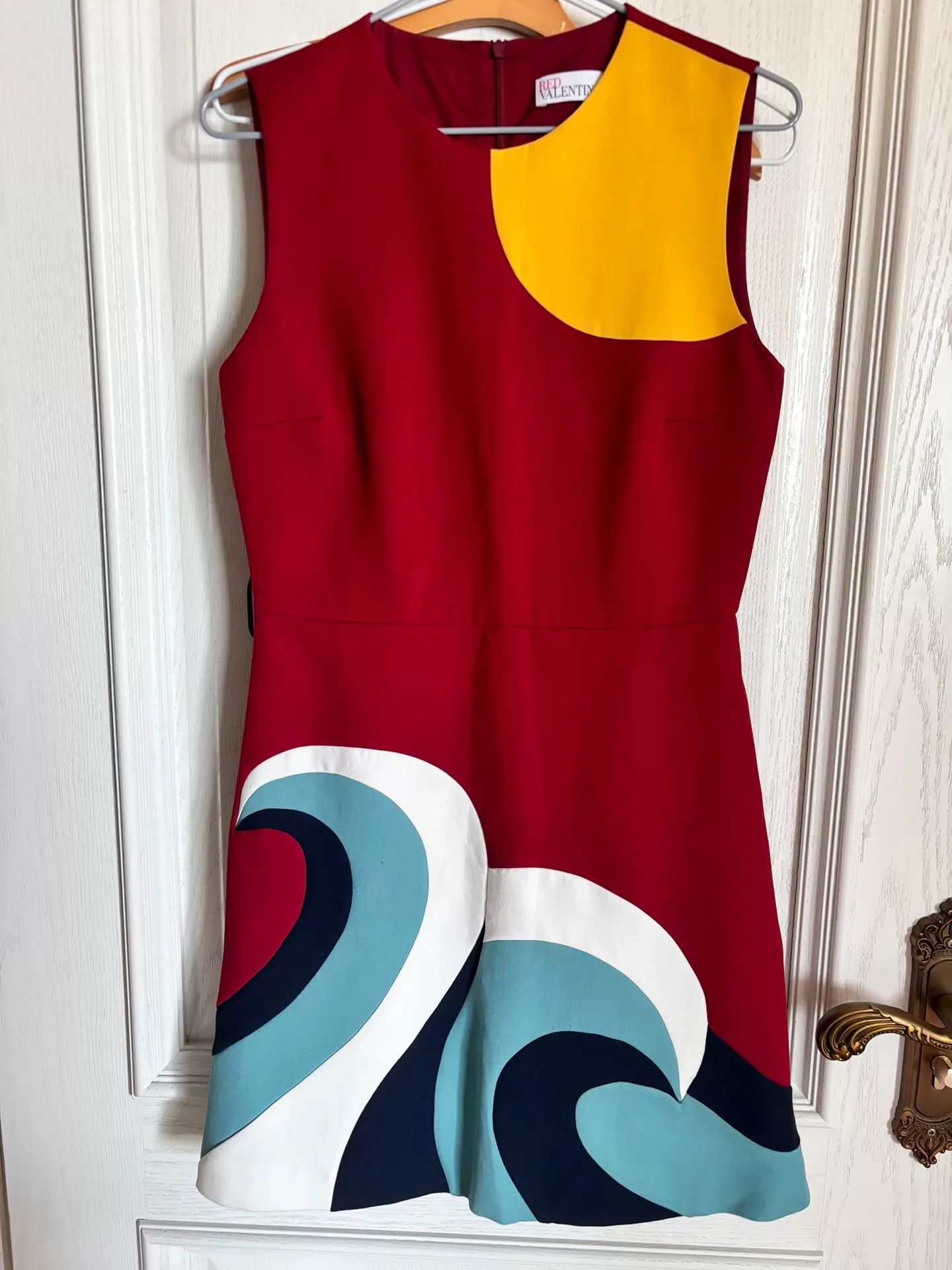 Red Valentino Sleeveless Dress Size 40
