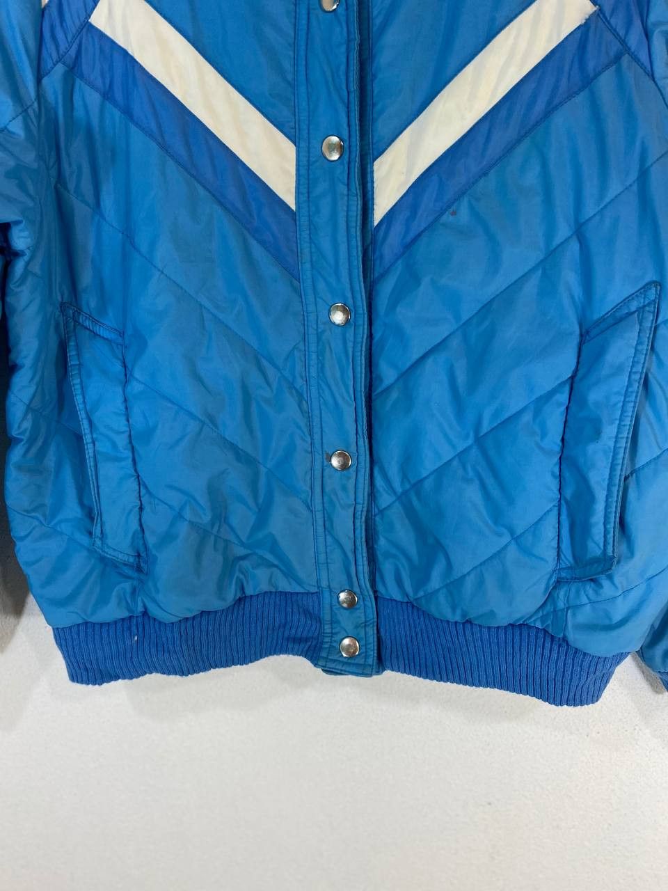 Vintage vintage skiwear retro puffer jacket nice design Size US M / EU 48-50 / 2 - 5 Thumbnail