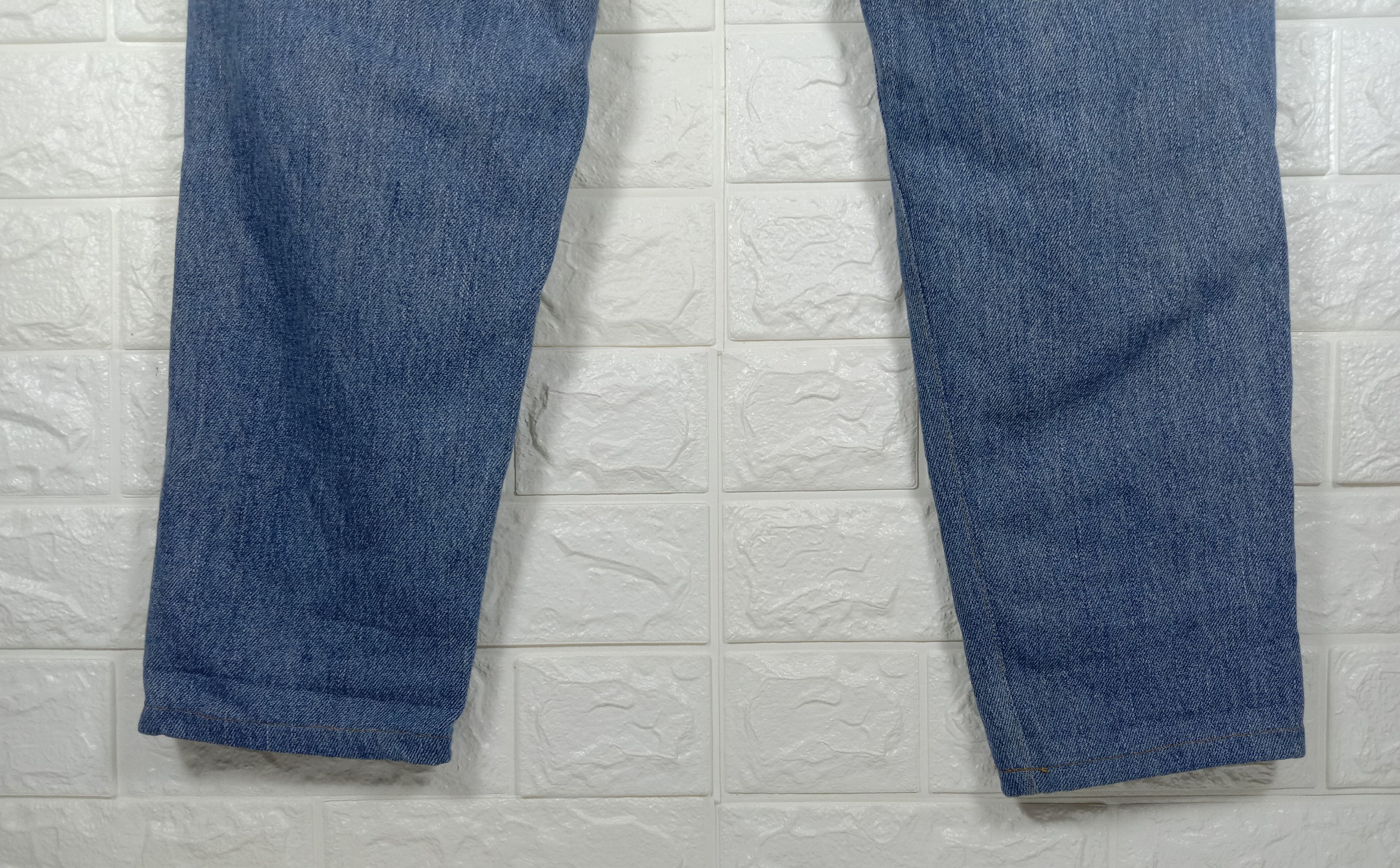 Levi's Vintage Levi's 560 Ripped Jeans Distressed Denim Size US 30 / EU 46 - 8 Thumbnail