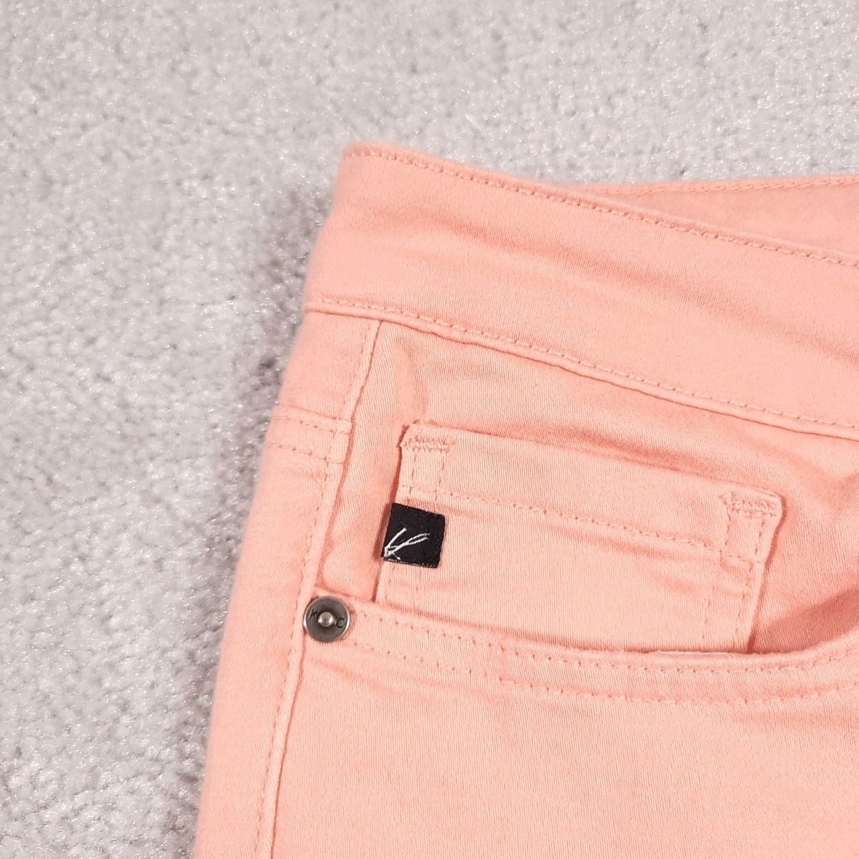 Vintage KanCan Raw Hem Skinny Crop Stretch Jeans Women's 9 Peach Pink Zip Ankle Jeans Womens 9 Pink Size 30" / US 8 / IT 44 - 7 Thumbnail