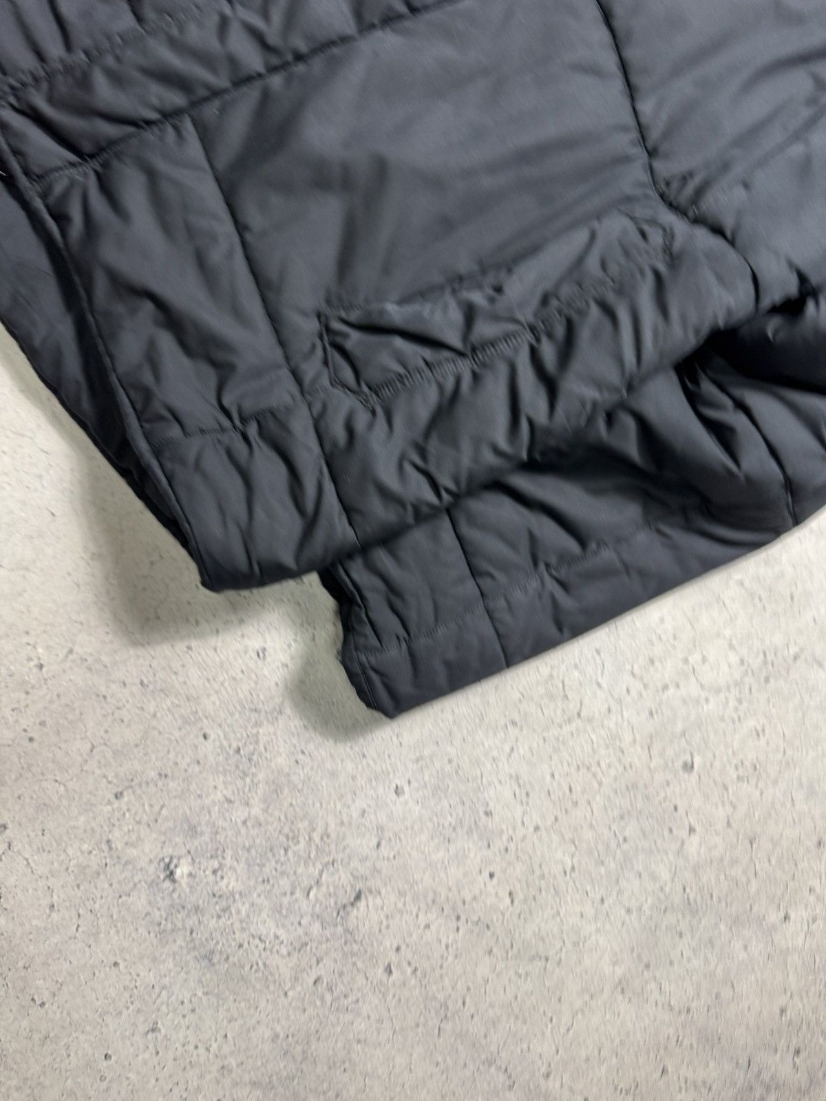 Nike Nike Vintage 00’s Down Puffer Jacket Drill Swoosh Size US M / EU 48-50 / 2 - 4 Thumbnail
