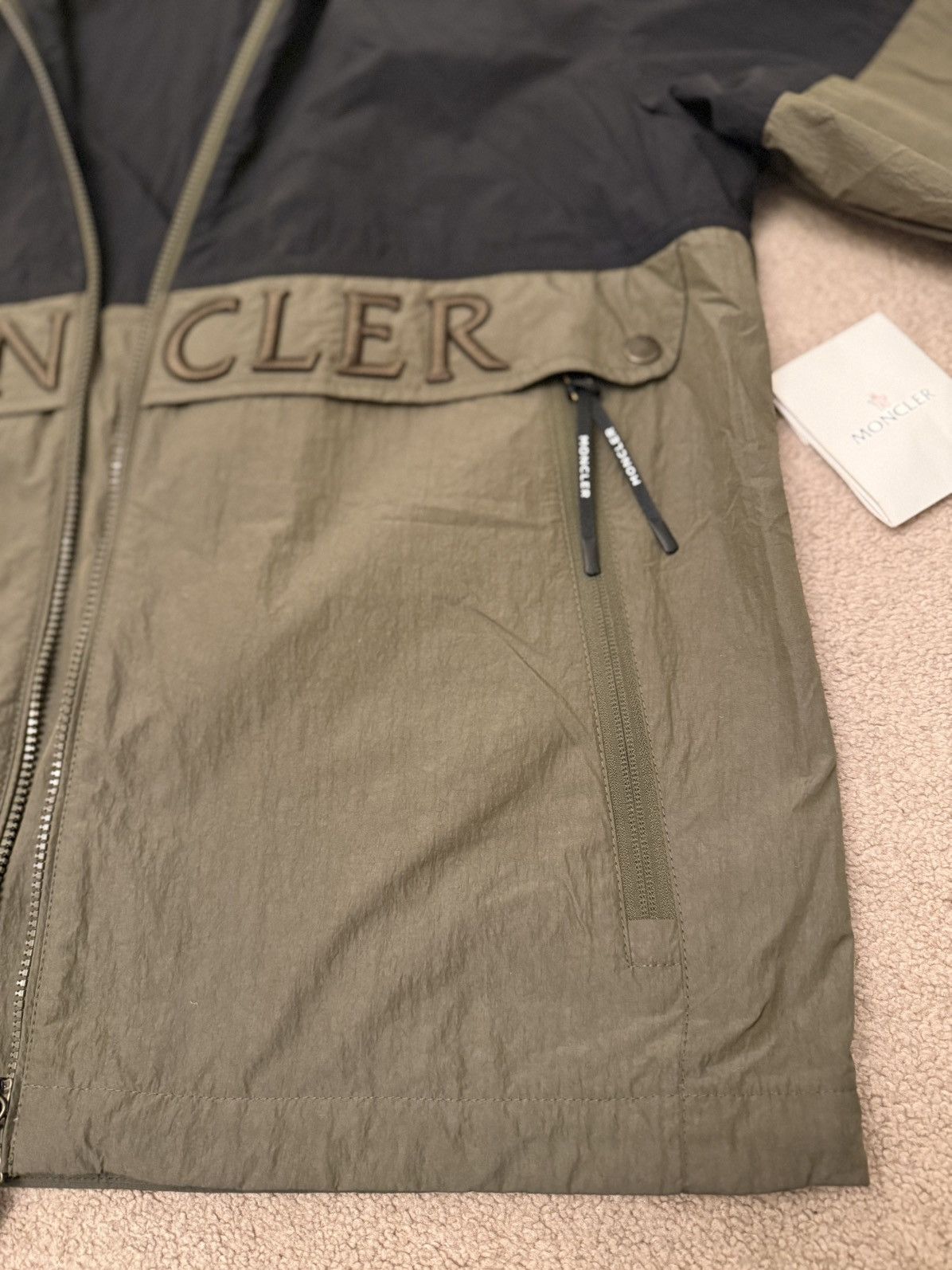 Moncler MONCLER Archivio Olive Nylon Body Size US M / EU 48-50 / 2 - 3 Thumbnail