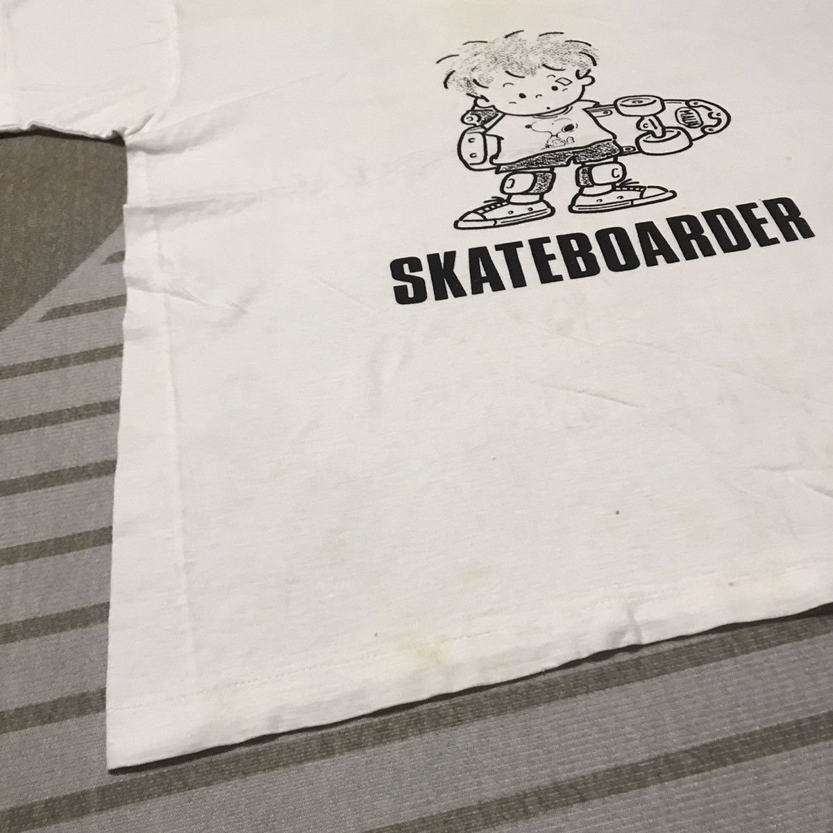 Peanuts × Vintage VINTAGE SNOOPY SKATEBOARDER RARE TEE Size US M / EU 48-50 / 2 - 6 Thumbnail