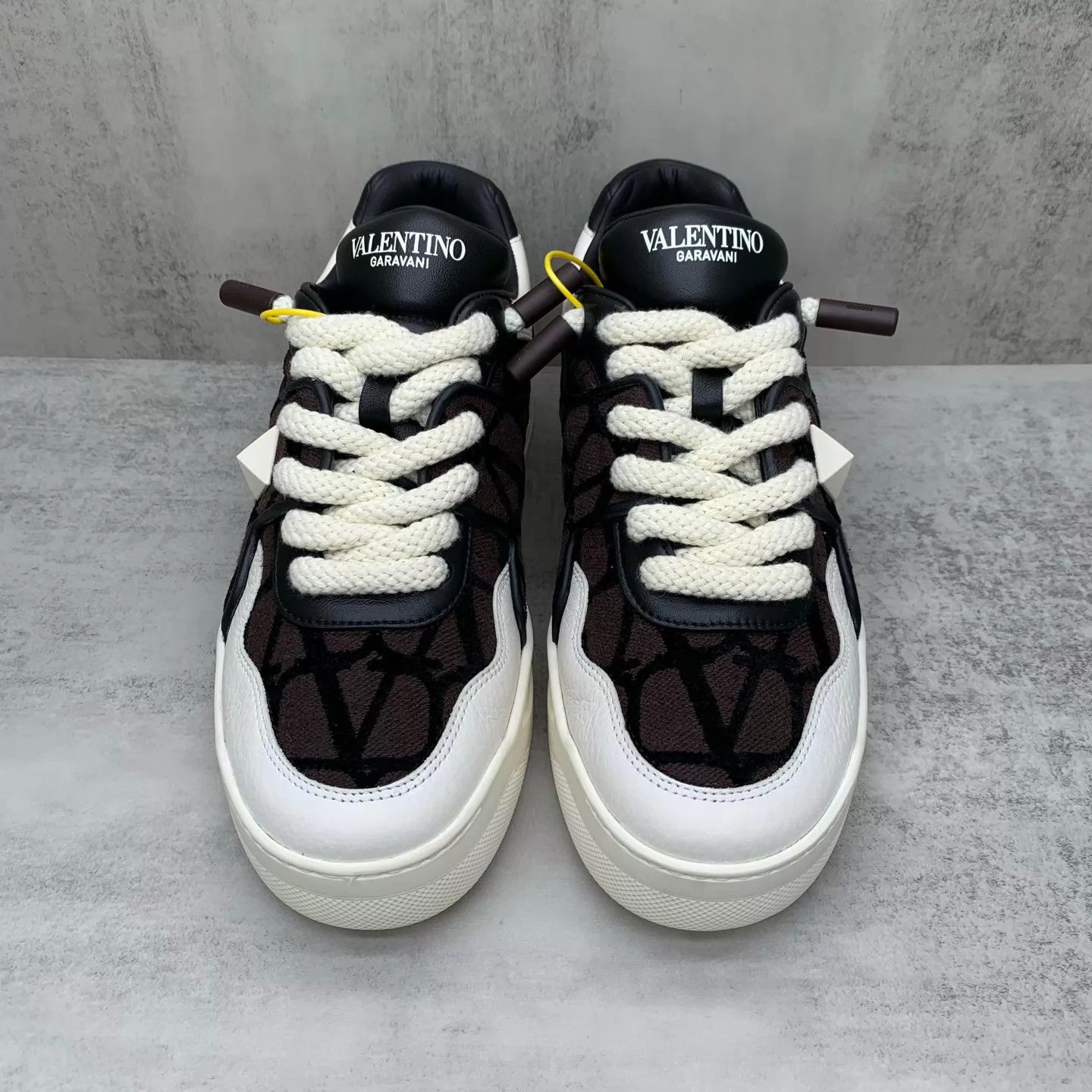 Valentino Valentino Men's Brown Sneaker 41 95 New Size US 8 / EU 41 - 4 Thumbnail