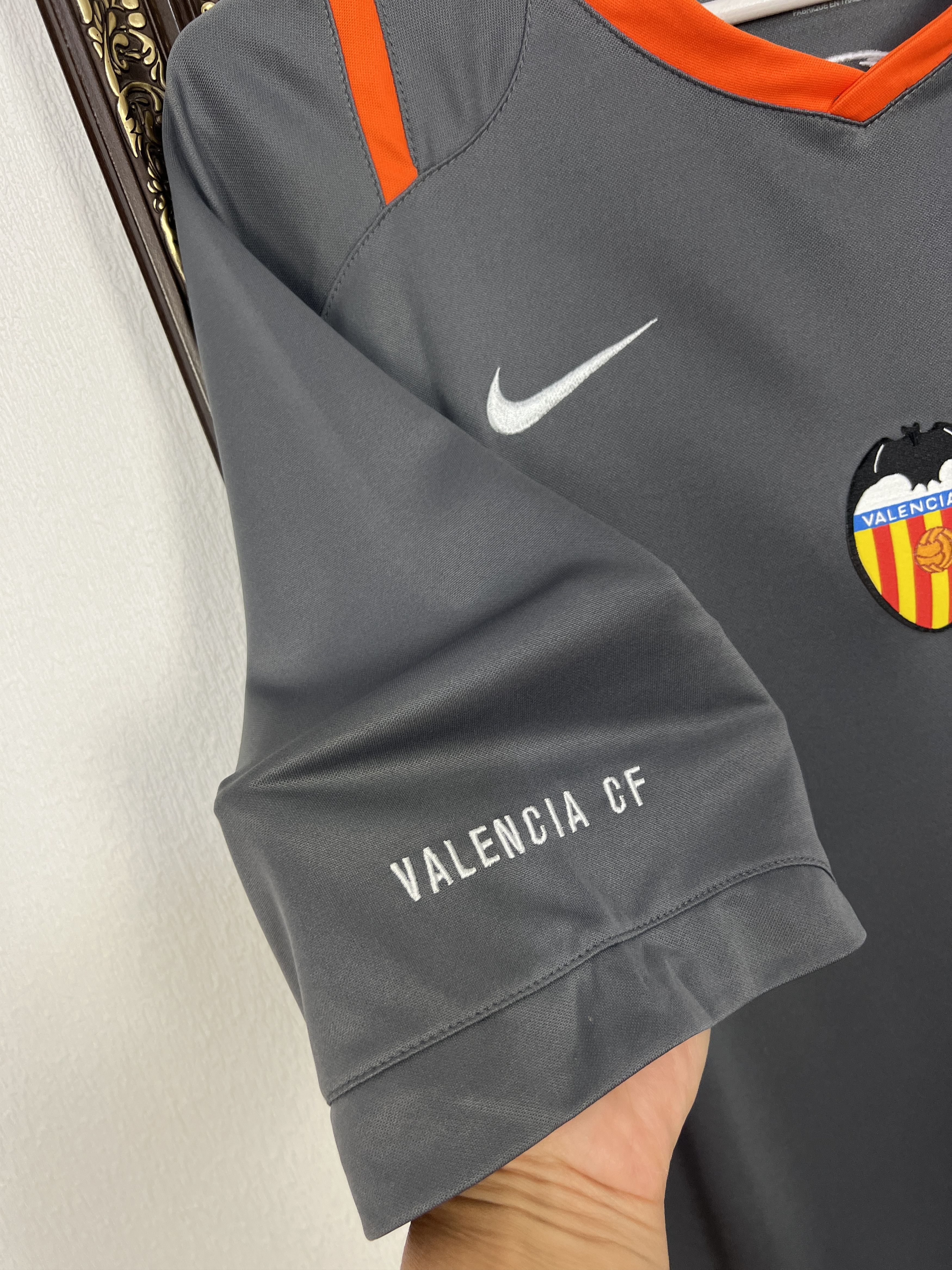 Nike Vintage Nike Valencia Football Shirt Train Soccer Mens Size US XL / EU 56 / 4 - 4 Thumbnail