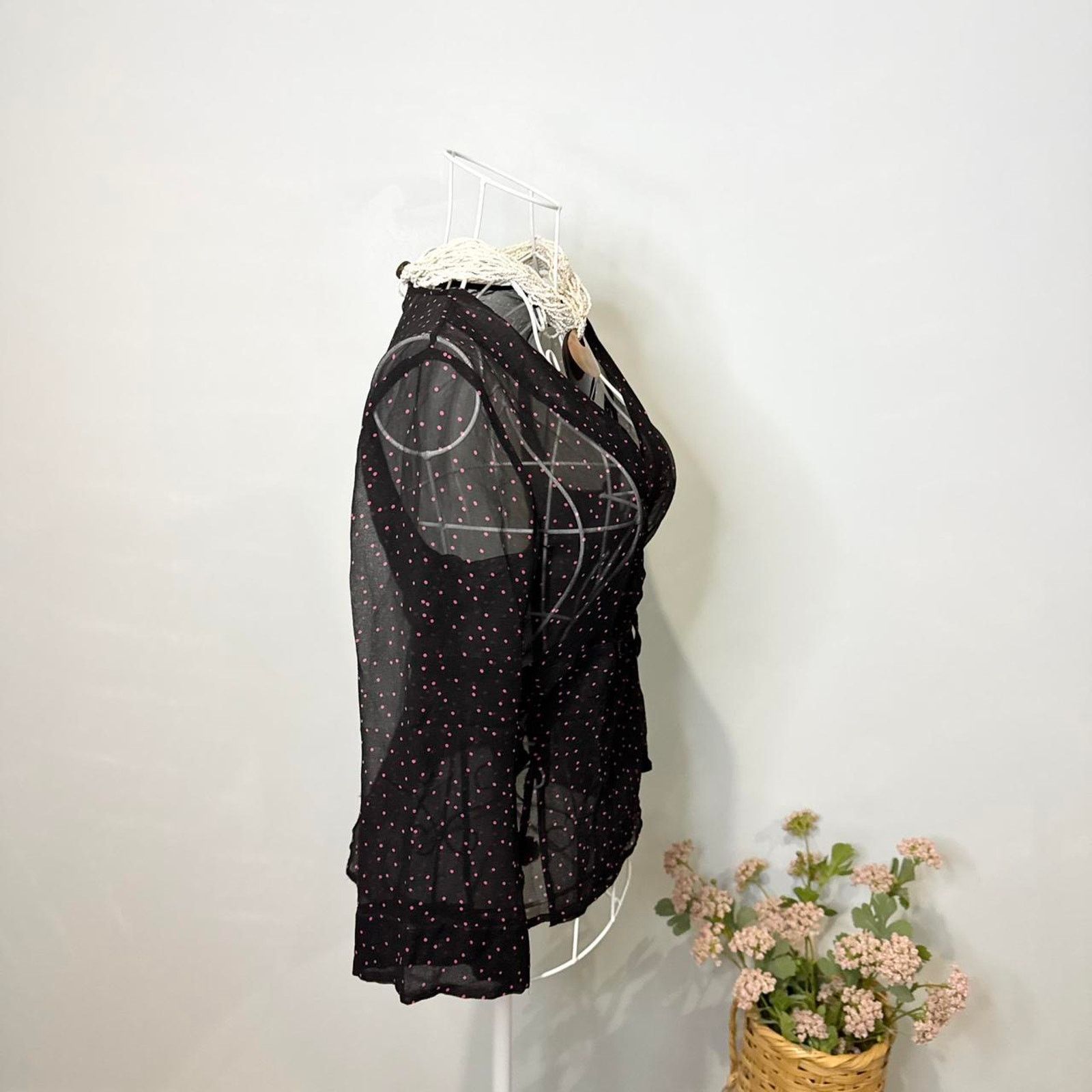 Other Pink & black polka dot silky vintage long sleeve blouse Size M / US 6-8 / IT 42-44 - 3 Thumbnail