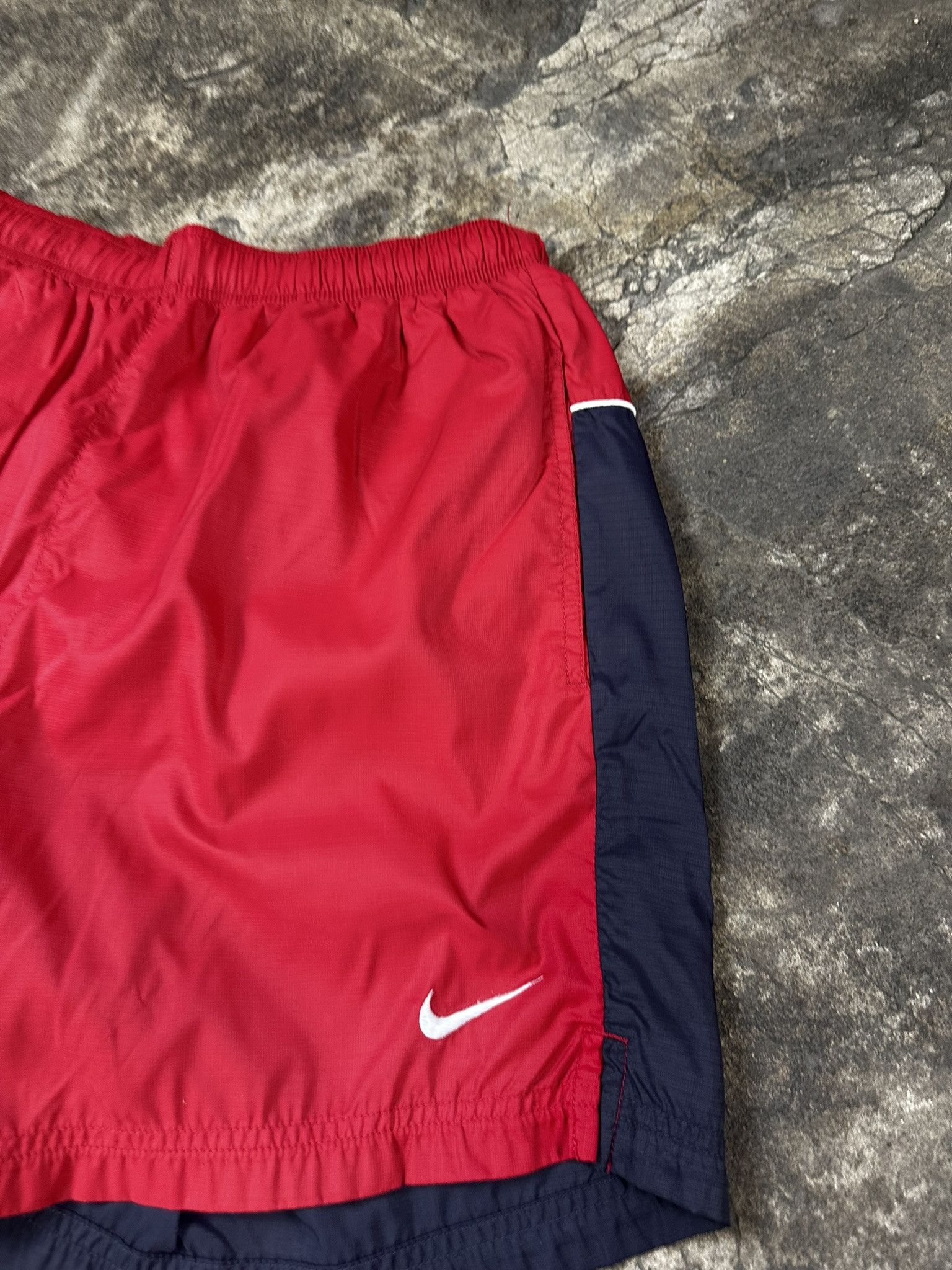 Nike 90s Vintage Nike Nylon Swoosh Shorts Size US 32 / EU 48 - 2 Thumbnail