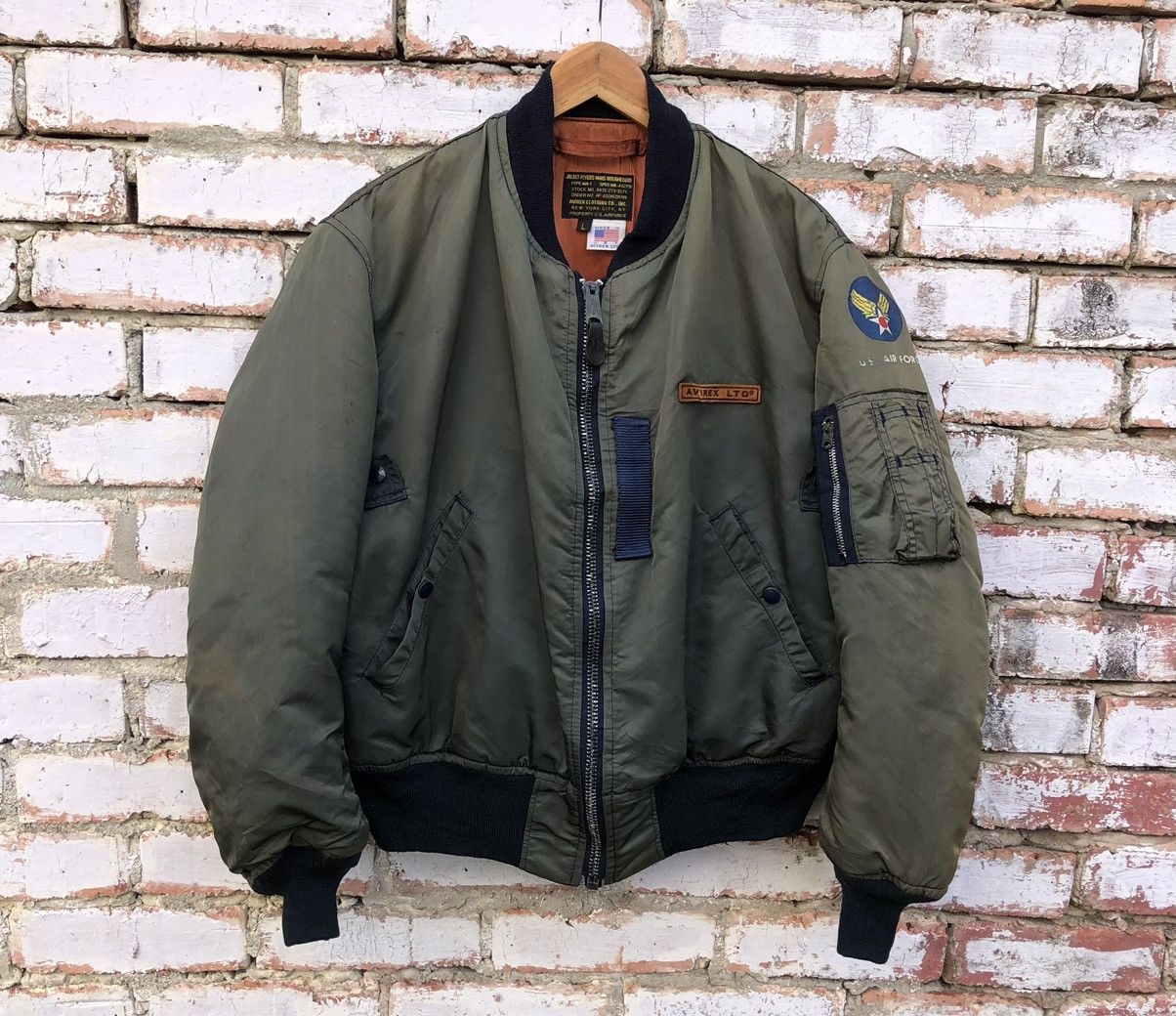 Avirex VTG Avirex Flyers Mans Intermediate Ma-1 Faded Bomber Jacket Size US L / EU 52-54 / 3 - 13 Thumbnail