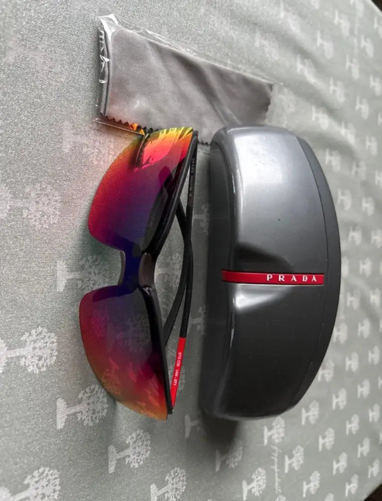 Prada × Vintage PRADA Sunglasses SPS 02B Star Sport Symbol Shield Mask RI883 Size ONE SIZE - 1 Thumbnail