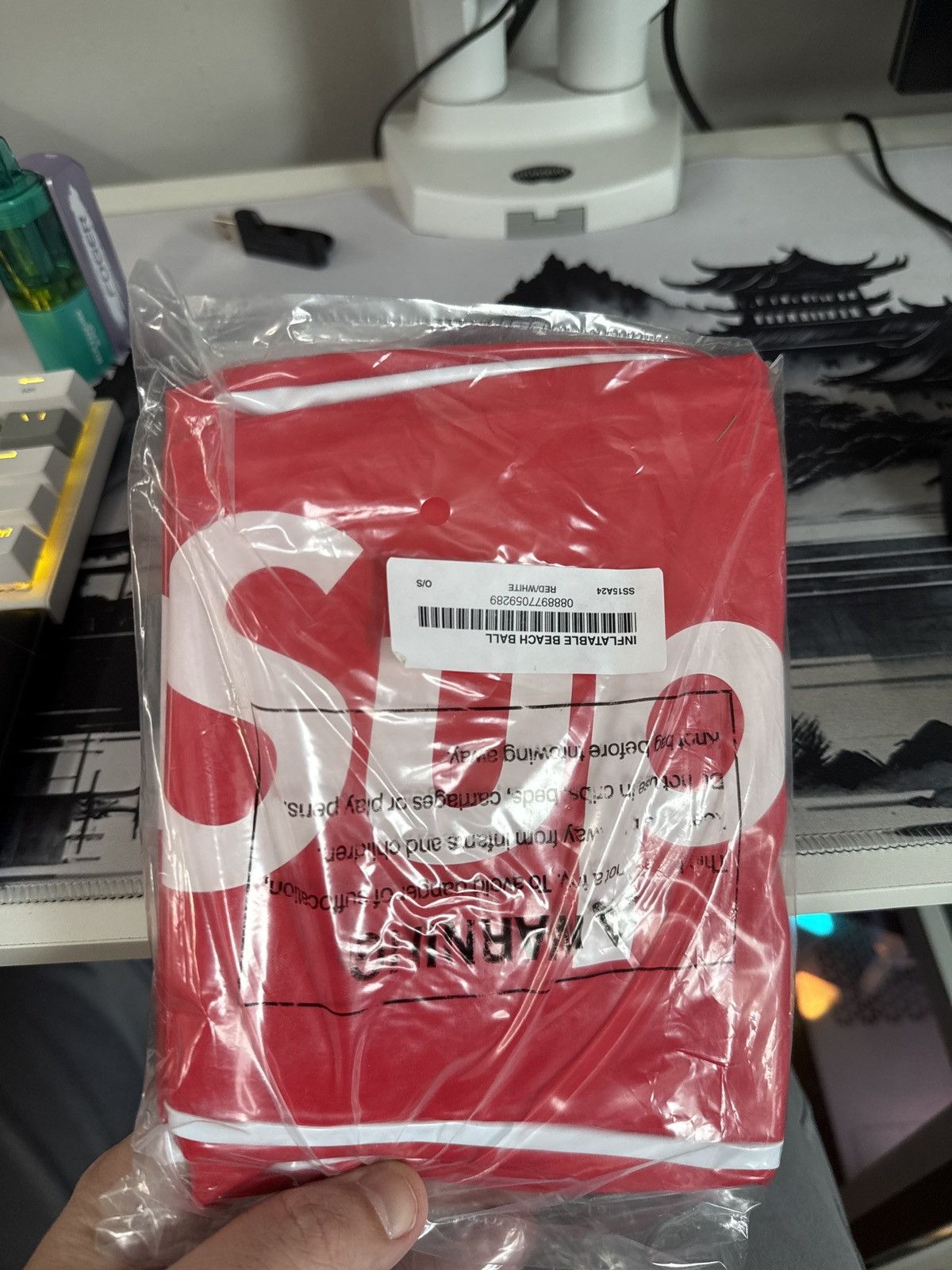 Supreme Supreme Inflatable Beach Ball Size ONE SIZE - 2 Thumbnail
