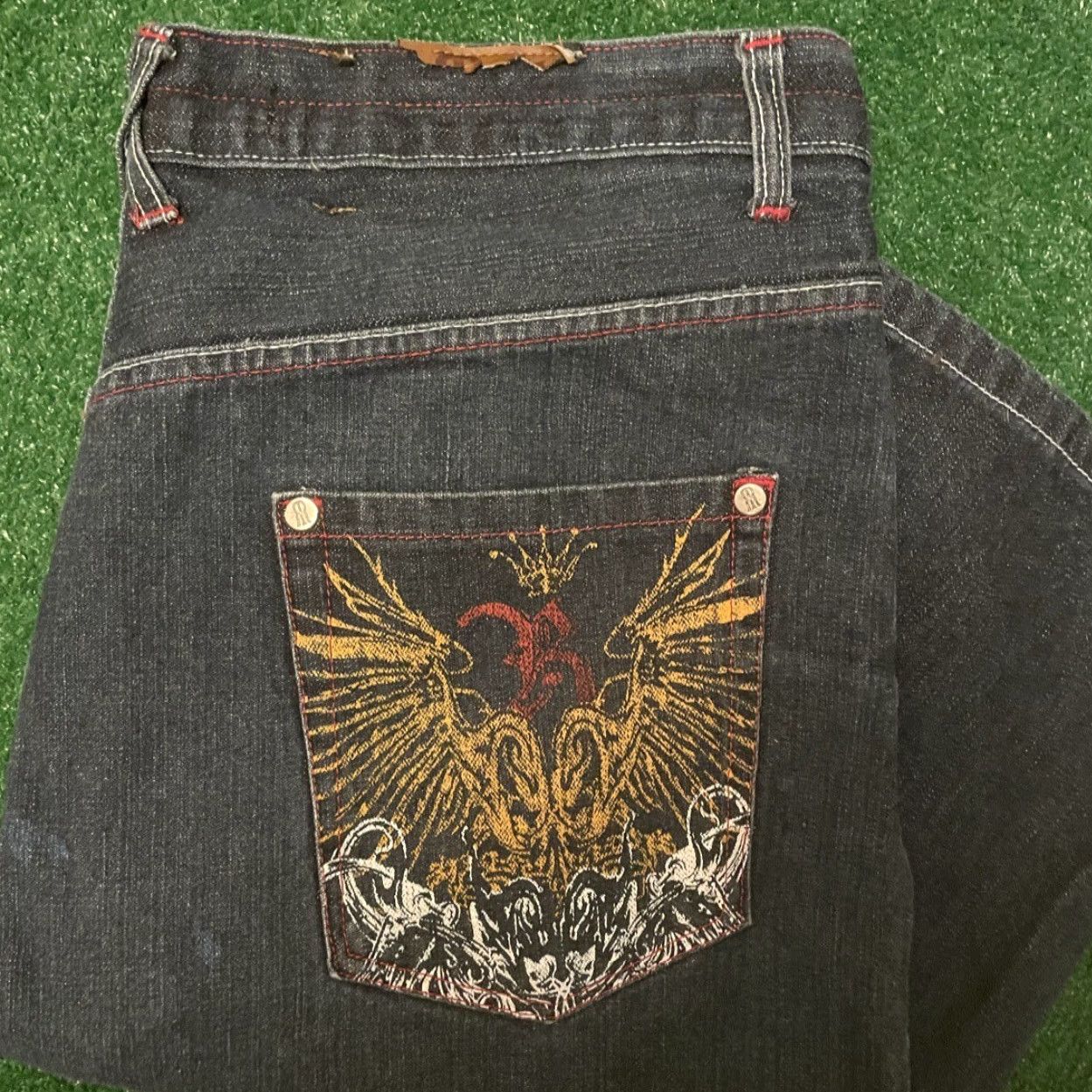 Royal RepubliQ VINTAGE Royal Baggy Skater Grunge Jean Shorts VTG Mens Size 42 Crown Wings Black Embroidered Y2K Wings Crown Skater Grunge Punk Hip Hop Cyber Size US 42 / EU 58 - 4 Thumbnail