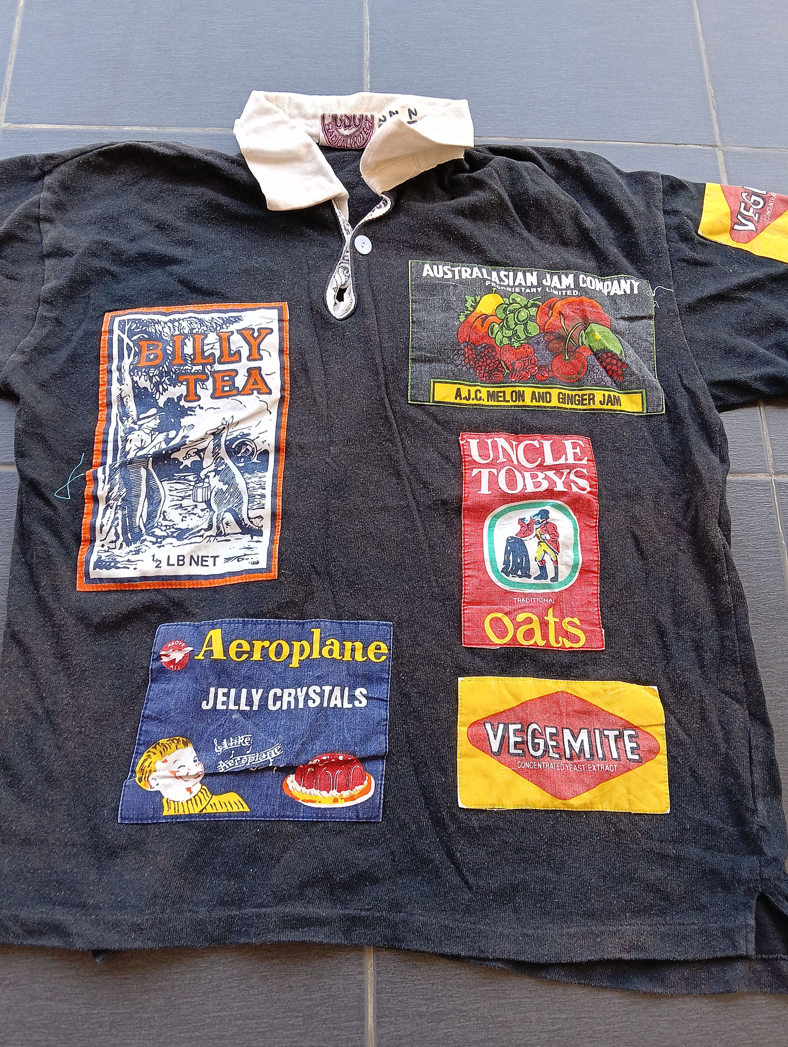 Vintage vintage RADICAL PROJECT VEGEMITE BILLY TEA TEE BIG LOGO Size US L / EU 52-54 / 3 - 2 Thumbnail