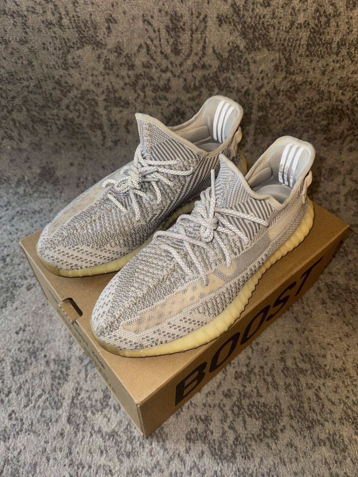 Adidas × Kanye West adidas Yeezy Boost 350 V2 Static Size US 12 / EU 45 - 1 Thumbnail