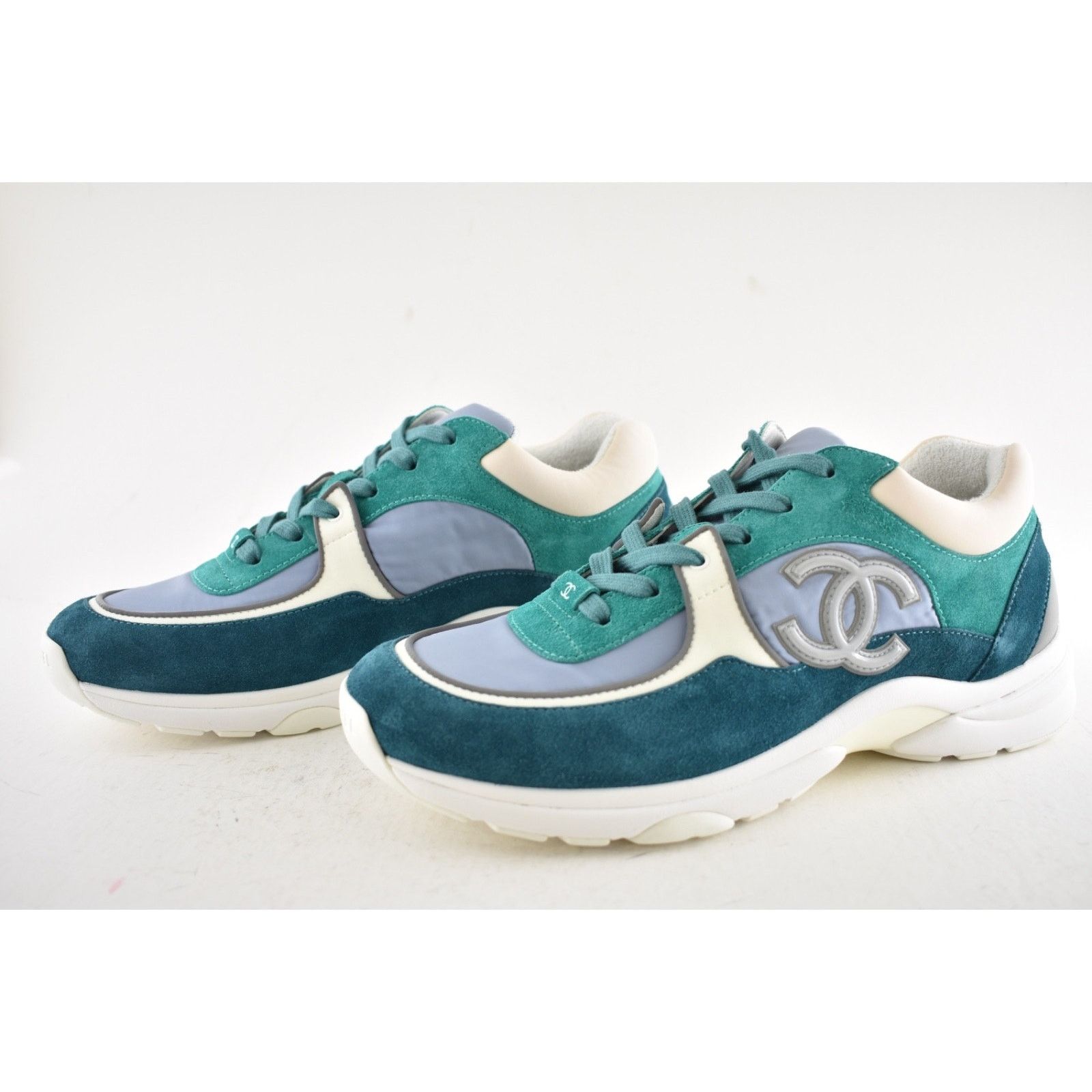 Chanel Chanel 19K Mens Green Grey Teal Blue White CC Logo Size US 11 / EU 44 - 10 Thumbnail