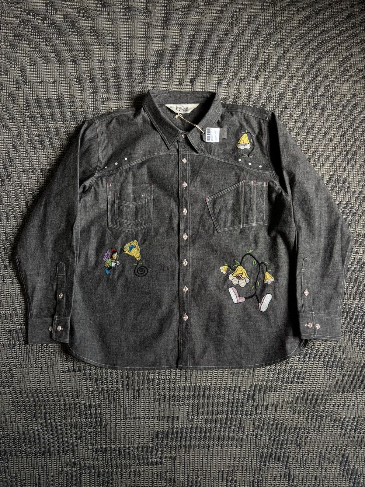 Brain Dead × Gotcha BRAIN DEAD GARDEN PARTY CHAMBRAY BUTTON UP DENIM SHIRT Size US L / EU 52-54 / 3 - 2 Thumbnail