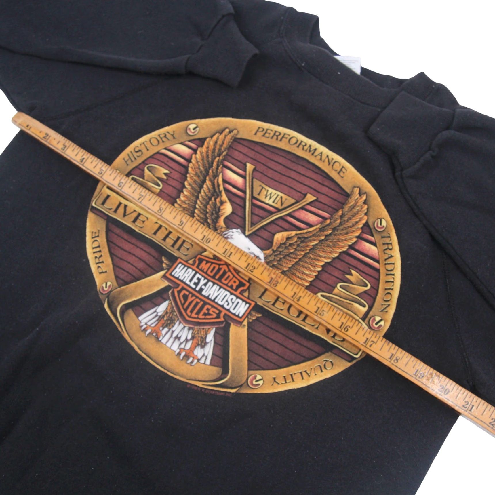 Harley Davidson VINTAGE Harley Davidson Mens Large Sweatshirt Black Eagle Crest Graphic V-twin Eagle Jail Break Graphic 90s Mens Size US L / EU 52-54 / 3 - 7 Thumbnail