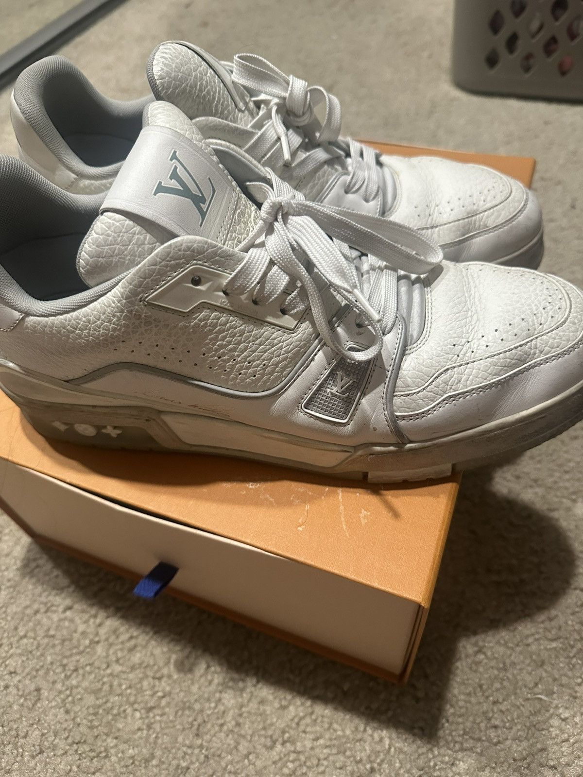 Louis Vuitton Louis Vuitton Trainers Size US 10.5 / EU 43-44 - 1 Thumbnail