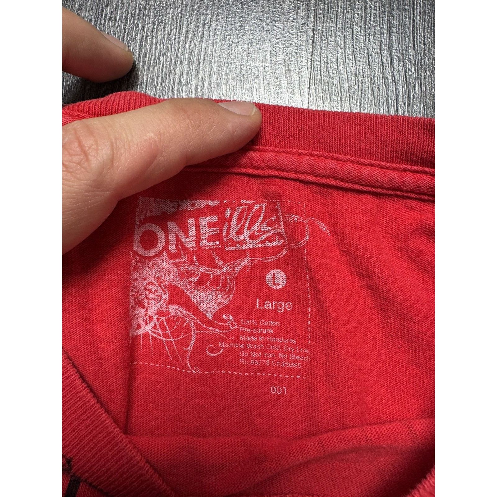 O'Neill 00s Vintage Oneill T-shirt Large Size US L / EU 52-54 / 3 - 4 Thumbnail