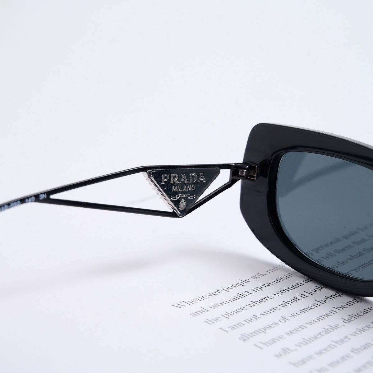 Prada PRADA 0PR 14YS 1AB5S0 SUNGLASSES Size ONE SIZE - 4 Thumbnail
