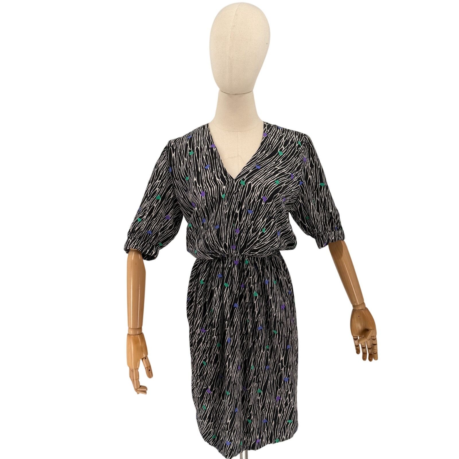 Versace Vintage 80s Black White 100% Silk Abstract Mini Dress Size XS / US 0-2 / IT 36-38 - 1 Thumbnail