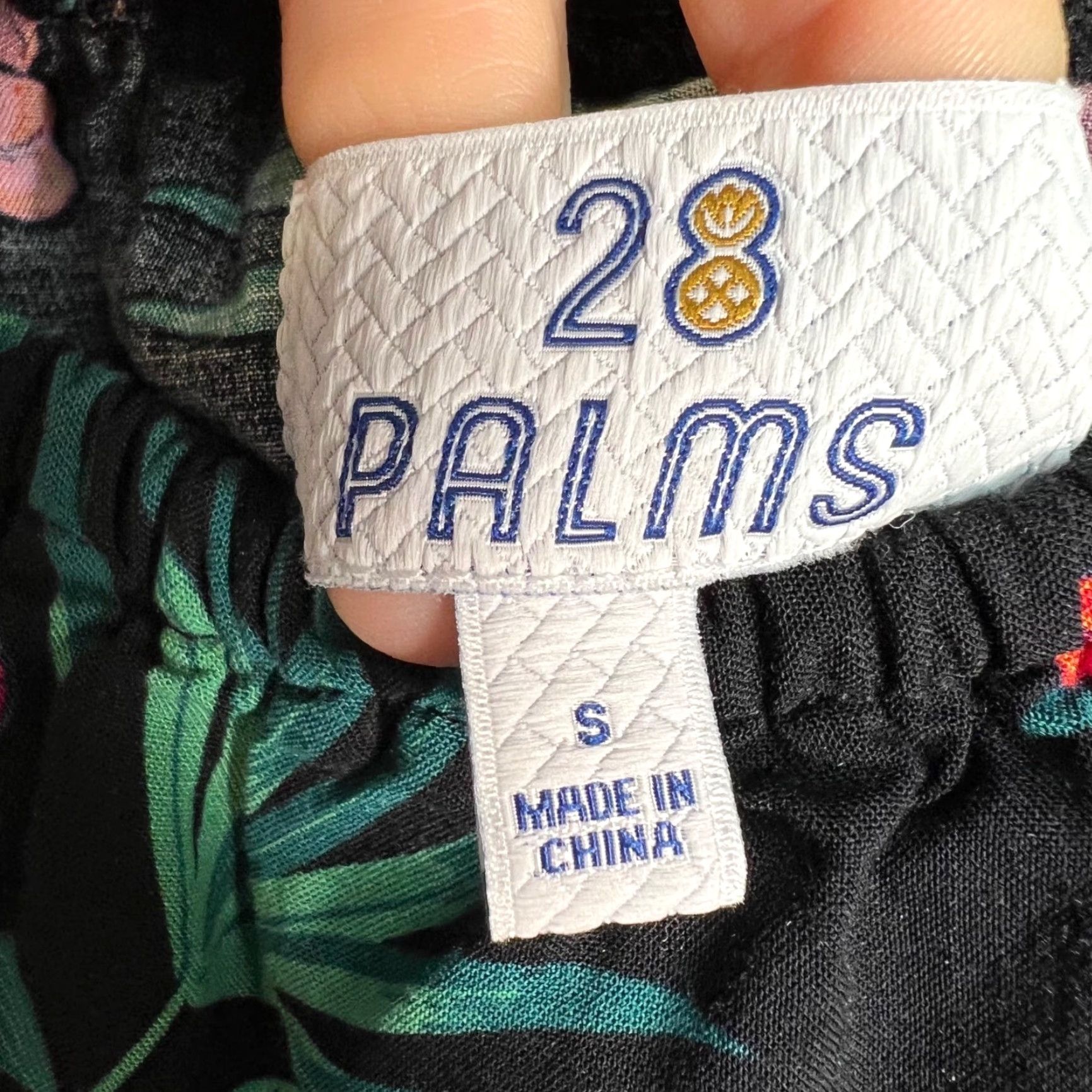 Vintage VINTAGE 28 Palms Womens Jumpsuit Size Small Off-Shoulder Tropical Floral Black Size 28" / US 6 / IT 42 - 2 Thumbnail
